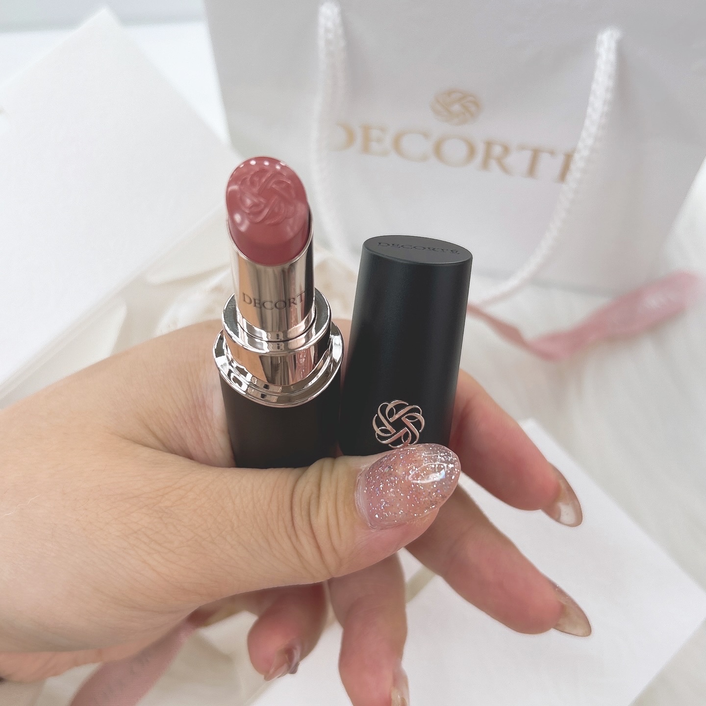 ルージュデコルテ　クリームグロウ 14G skin rose/DECORTÉ/口紅を使ったクチコミ（2枚目）