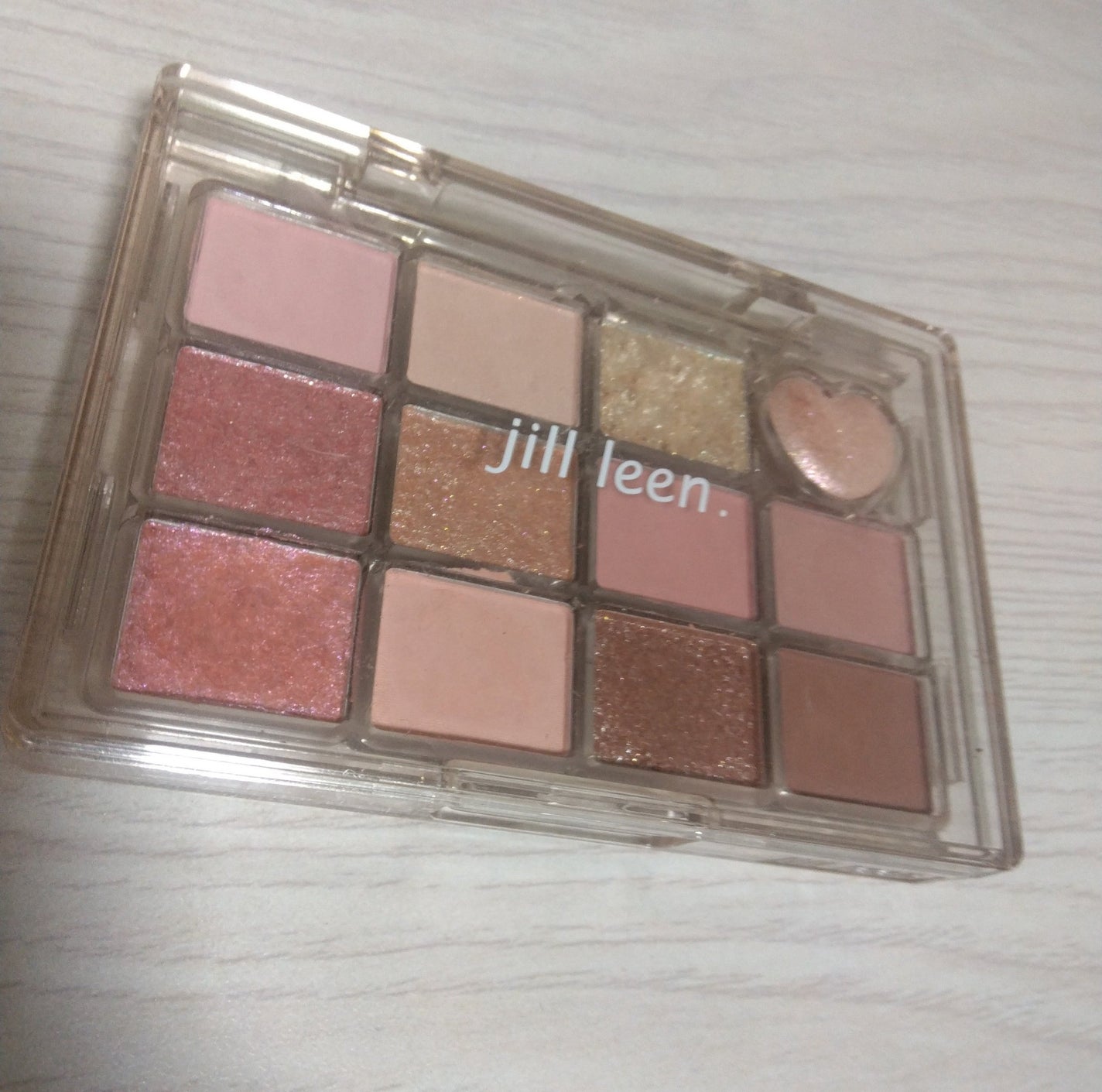シャイニング12色ミニアイシャドウパレット/jill leen./アイシャドウパレットを使ったクチコミ(2枚目)