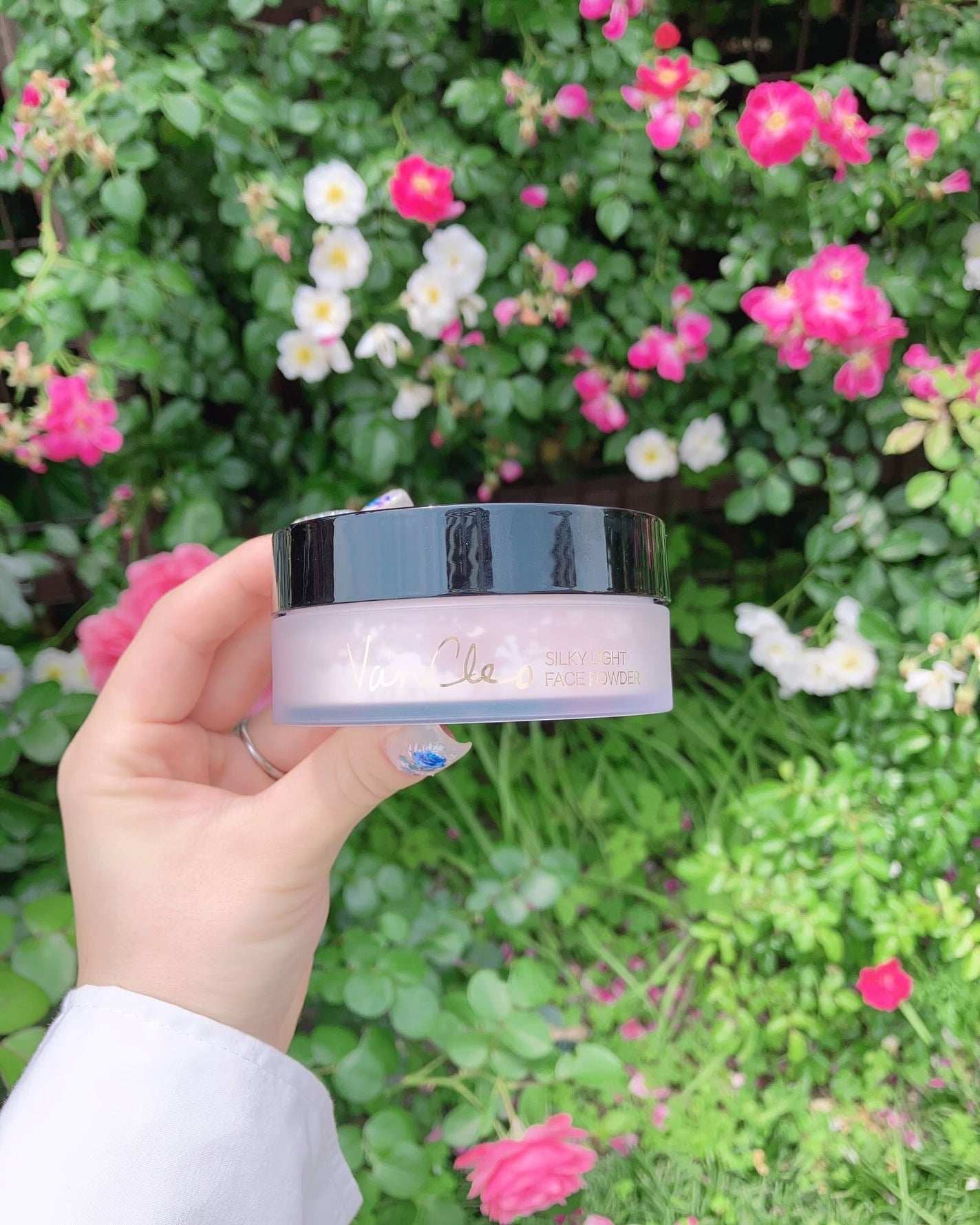 シルキー ライトフェイスパウダー/VanCleo/ルースパウダーを使ったクチコミ(7枚目)