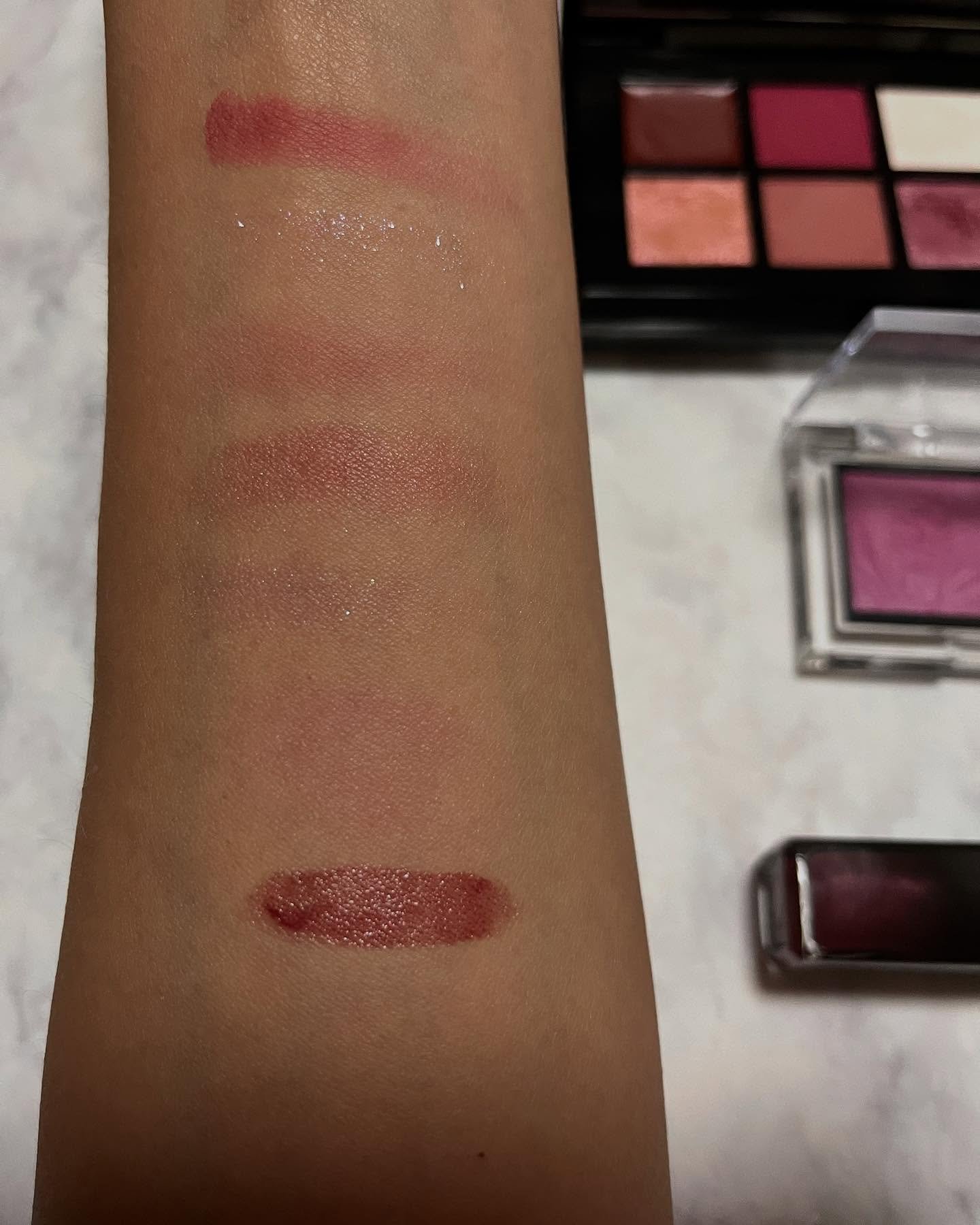 アディクション ザ ブラッシュ マット/ADDICTION/パウダーチークを使ったクチコミ（2枚目）