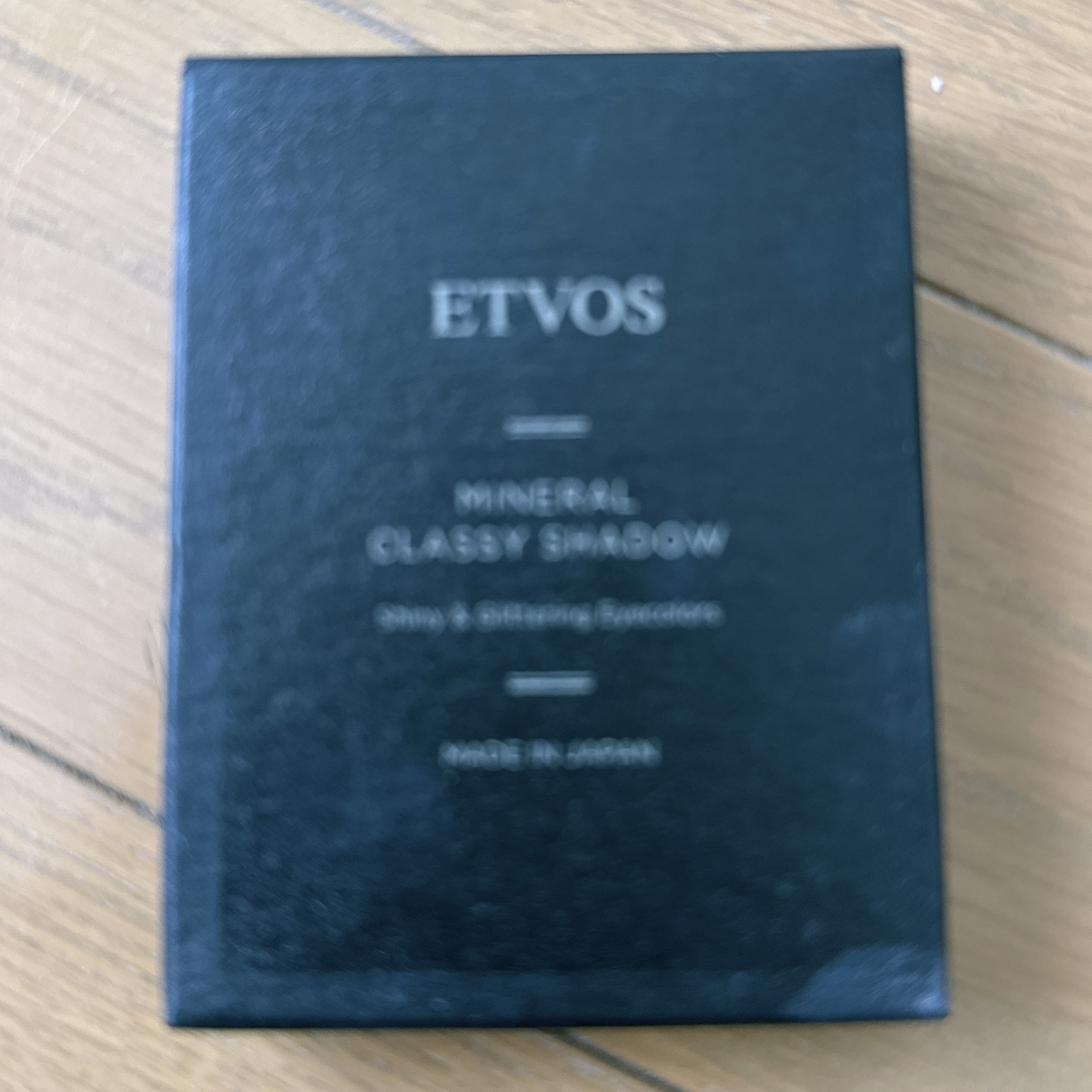 ミネラルクラッシィシャドー/エトヴォス/アイシャドウパレットを使ったクチコミ（3枚目）