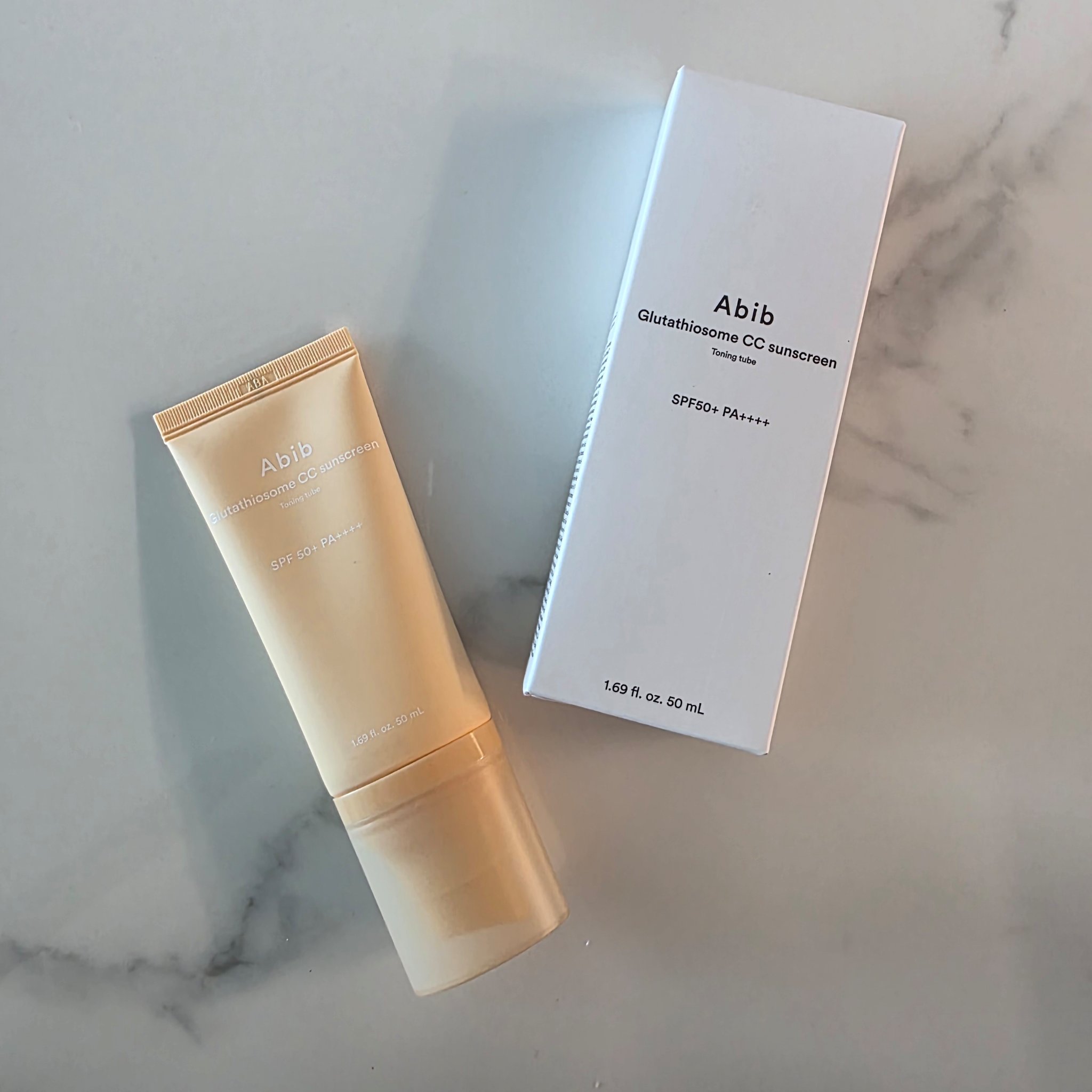 トーンアップ日焼け止めCC✨
Abib グルタチオンソーム
CCサンクリーム
トーニングチューブ

【特徴】
１．白浮きしない自然なトーンアップ

２．紫外線カットとメイクを同時に！

３．くすみや肌トーン改善まで一度に

４．眼刺激＆敏感