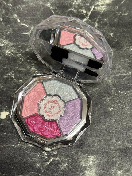 ジルスチュアート ブルームクチュール アイズ ジュエルドブーケ/JILL STUART/アイシャドウパレットを使ったクチコミ(4枚目)