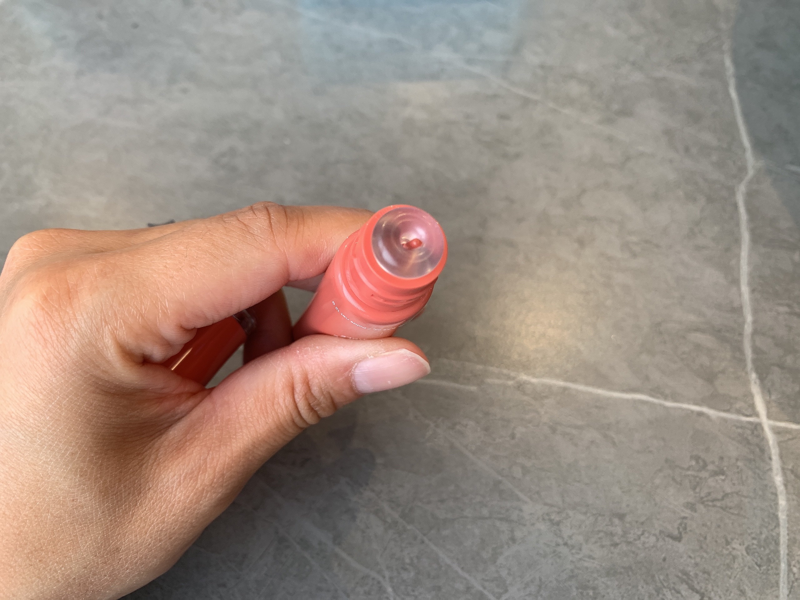 グレイズ ティントリップセラム/LANEIGE/リップ美容液を使ったクチコミ（2枚目）