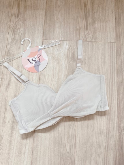 めるᙏ̤̫͚𓍯フォロバ on LIPS 「˗ˏˋ筑波大学共同研究ˎˊ˗揺れを抑える新感覚のスポーツブラV..」(7枚目)