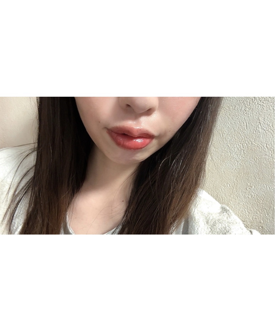 ジューシーベリープランピングリップオイル/TOCOBO/リップグロスを使ったクチコミ（3枚目）