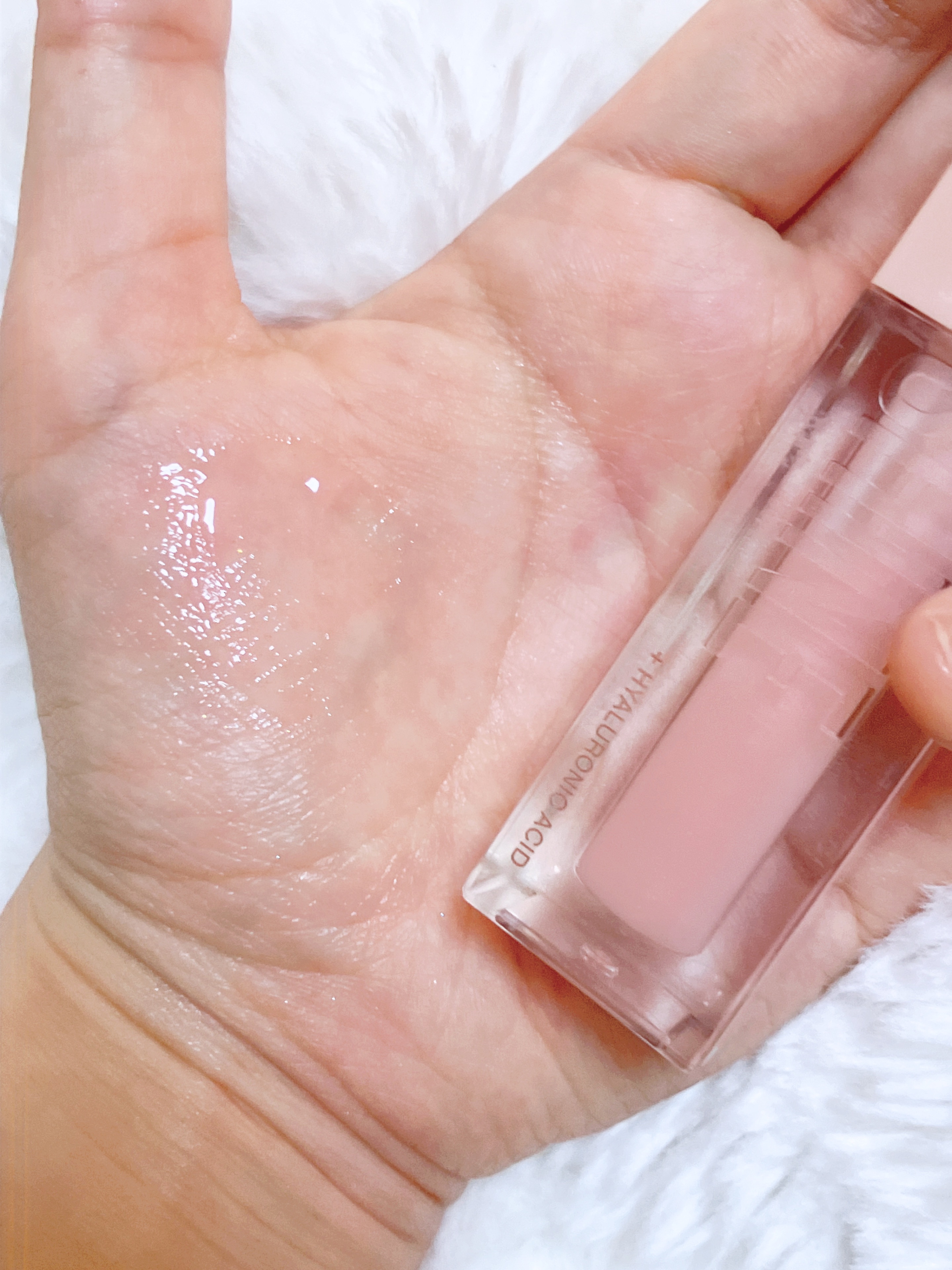 リフターシャイン 001 アイシーパール/MAYBELLINE NEW YORK/リップグロスを使ったクチコミ（2枚目）