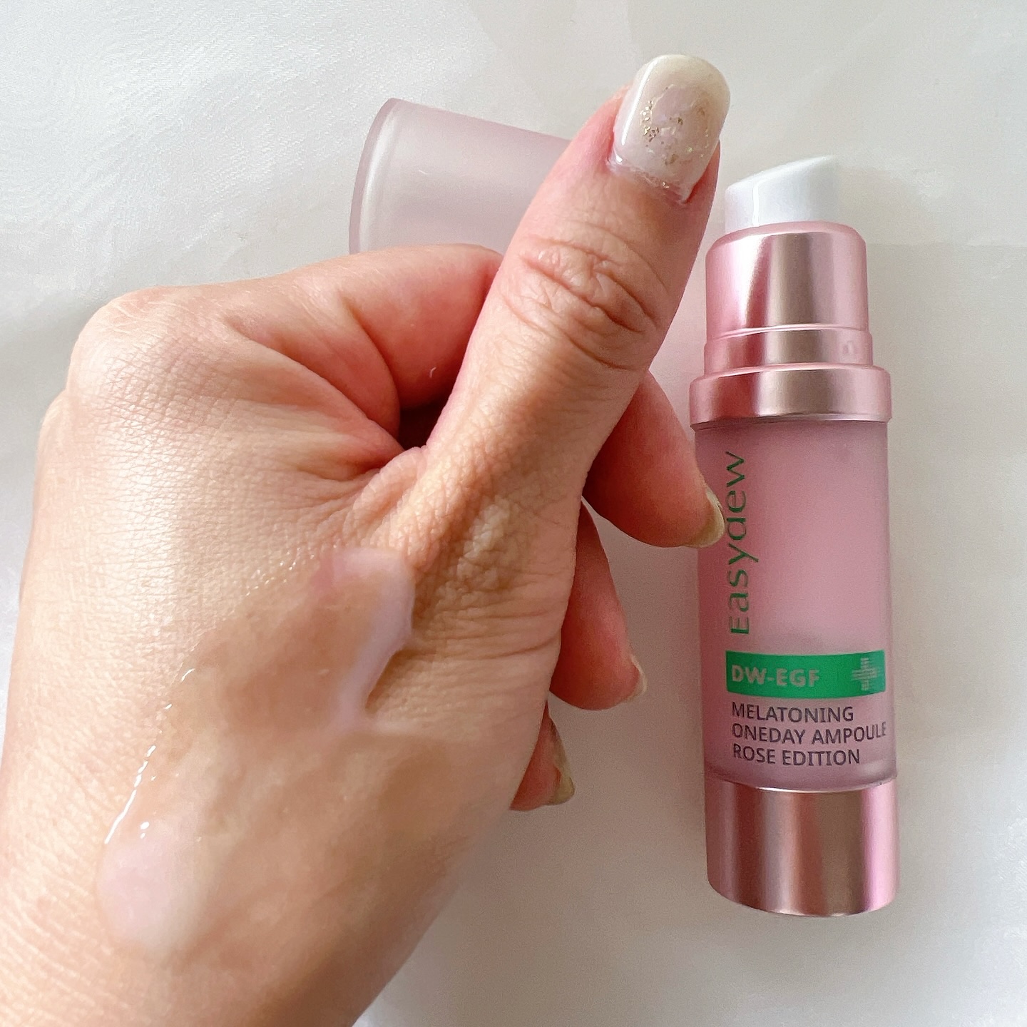 メラトーニング ワンデーアンプルローズエディション  / Easydew