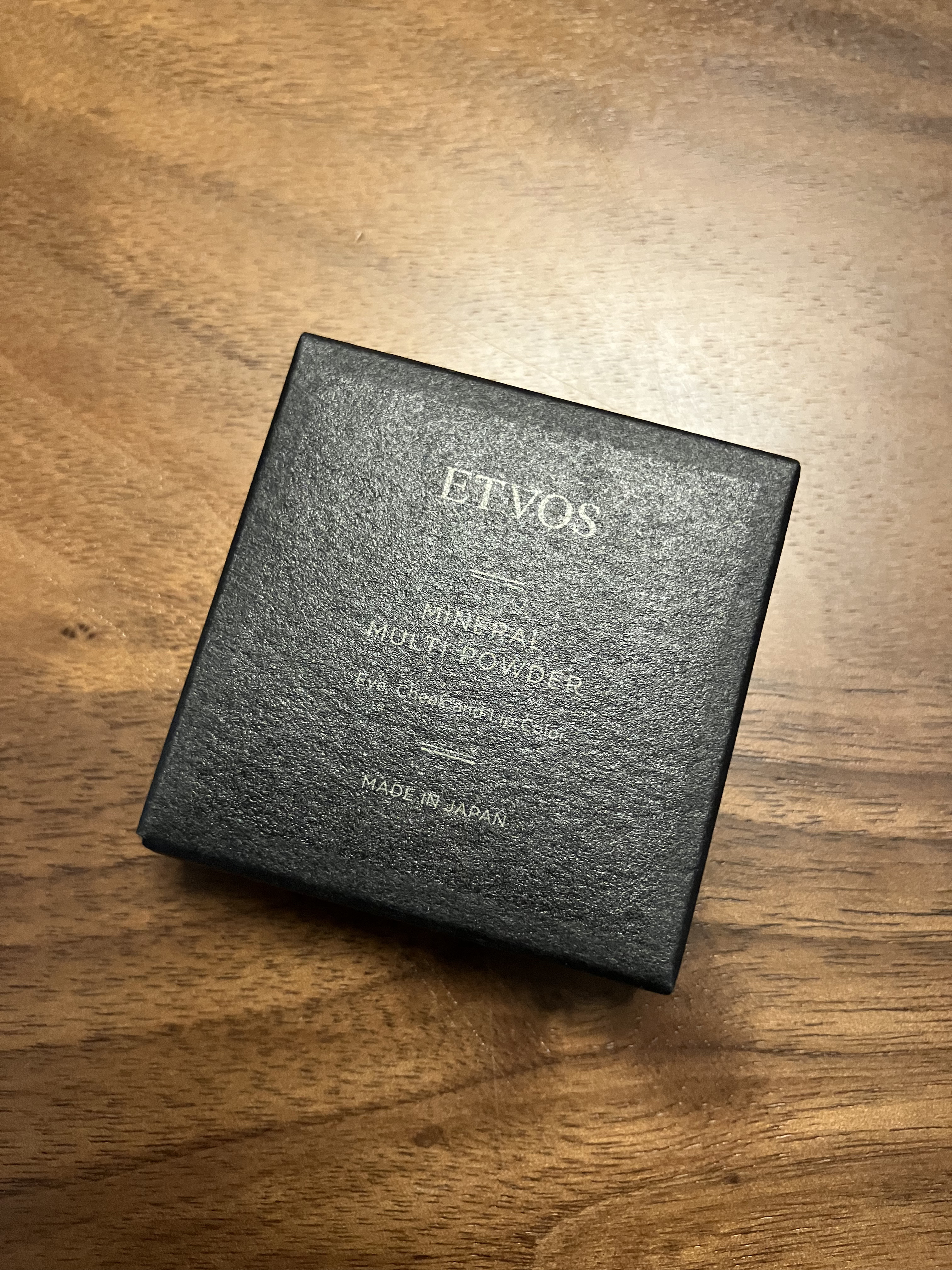 ミネラルマルチパウダー/エトヴォス/単色アイシャドウを使ったクチコミ（2枚目）