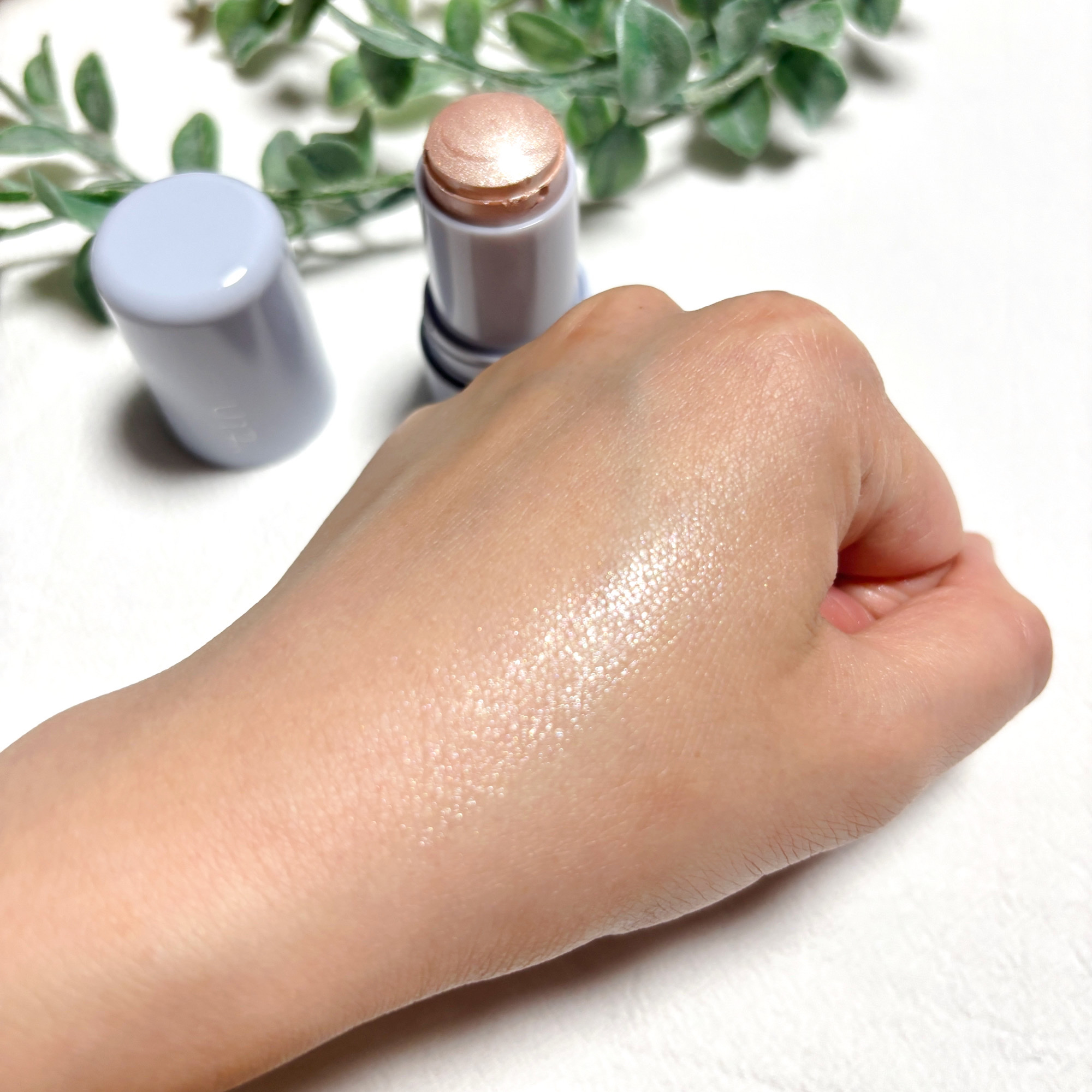 ハイドロゼリーハイライト/Ui2./クリームハイライトを使ったクチコミ（2枚目）