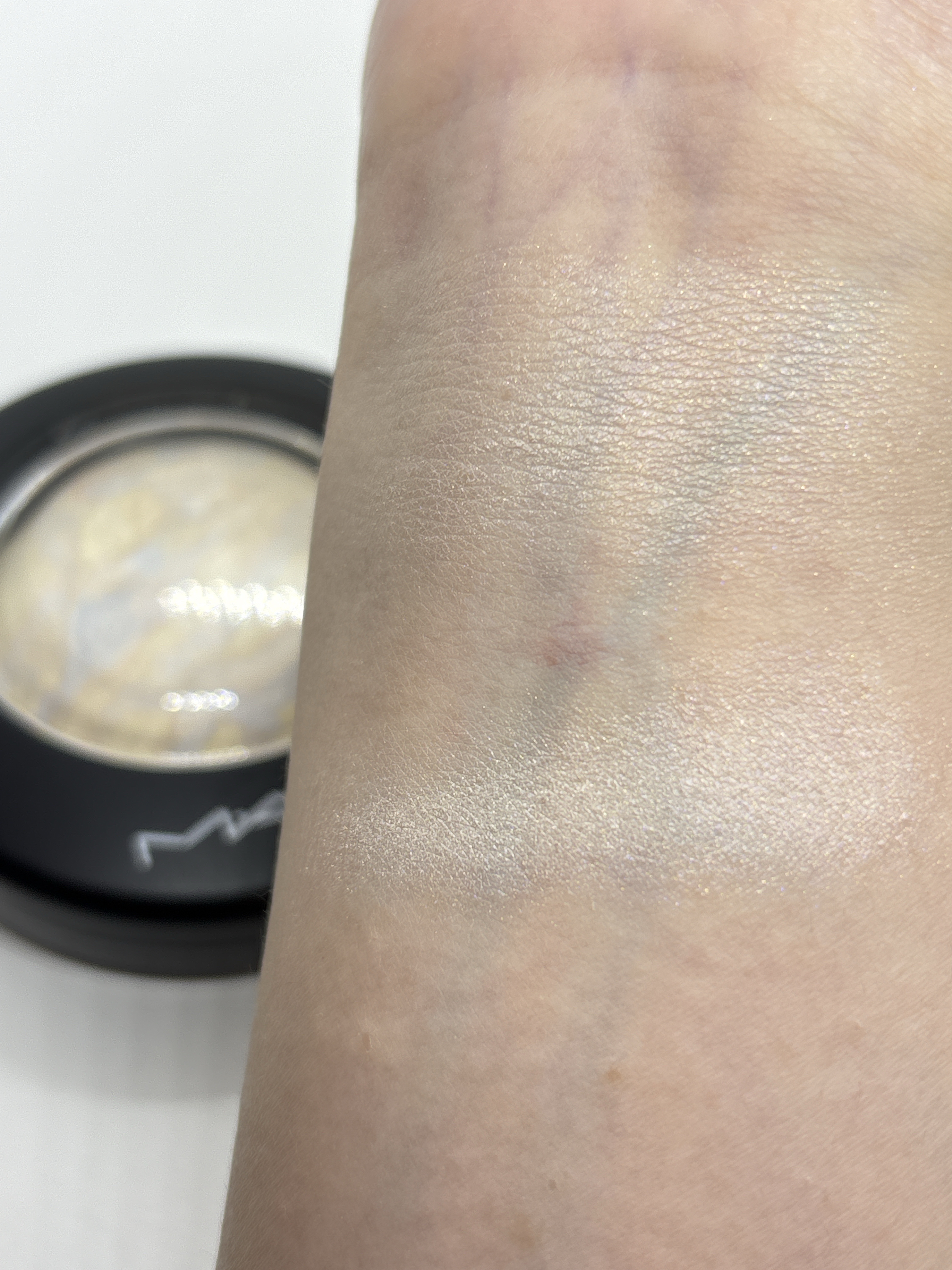 M·A·C ミネラライズ スキンフィニッシュ/M・A・C/パウダーハイライトを使ったクチコミ（3枚目）