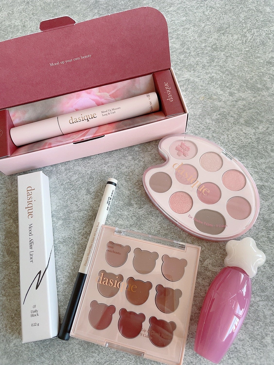 marina@ナチュラルメイク on LIPS 「メイクレシピ💄✨🤍ディジークでメイクしてみたよー!Qoo10メ..」(2枚目)