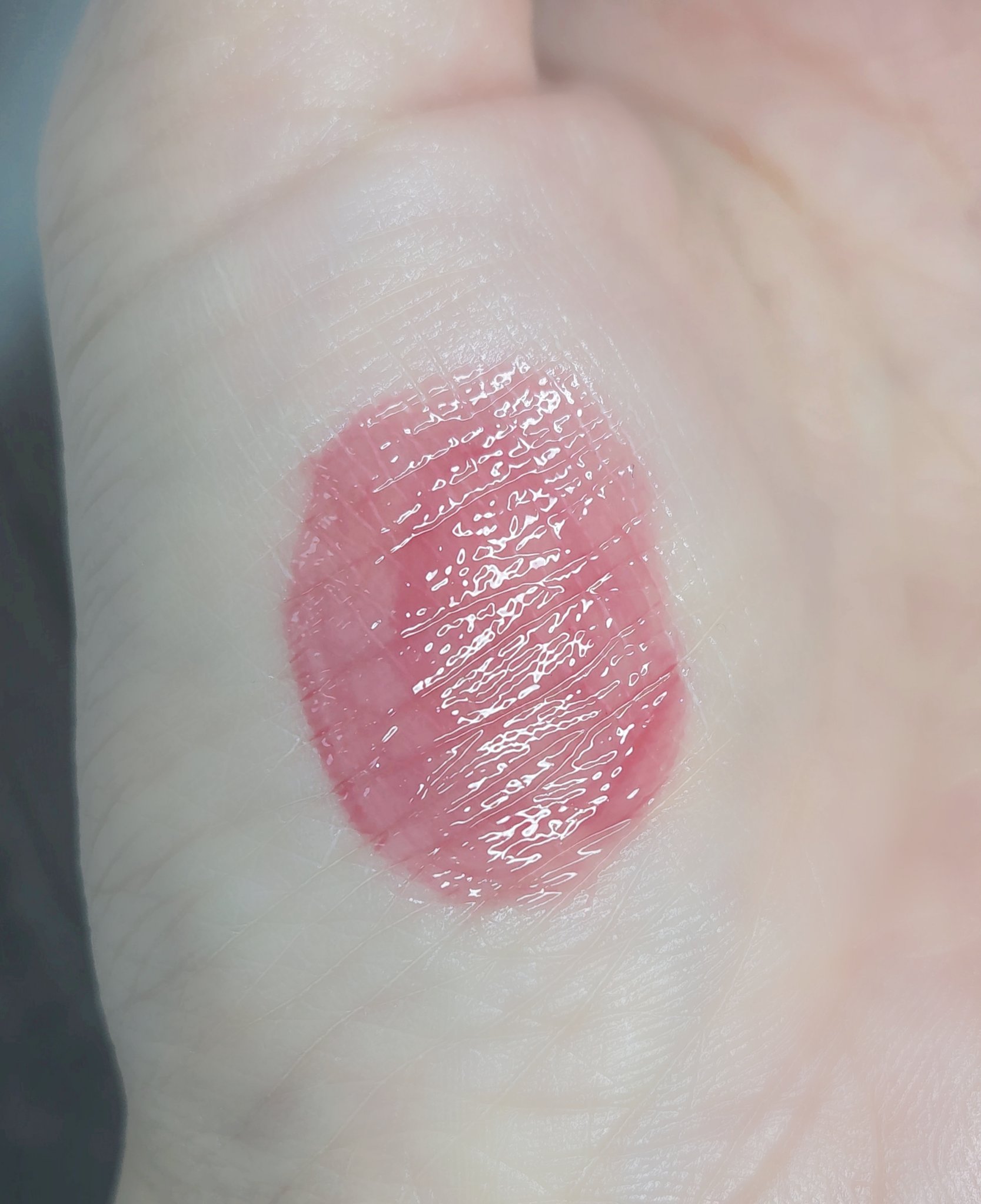 ロウグロウジェルティント R016 ロウ・ベリー/hince/リップティントを使ったクチコミ（1枚目）