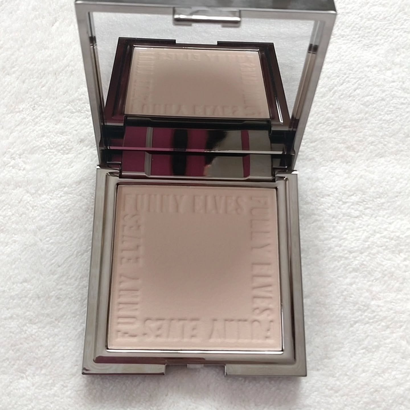 ソフトマットプレストパウダー/FUNNY ELVES方里/プレストパウダーを使ったクチコミ（3枚目）