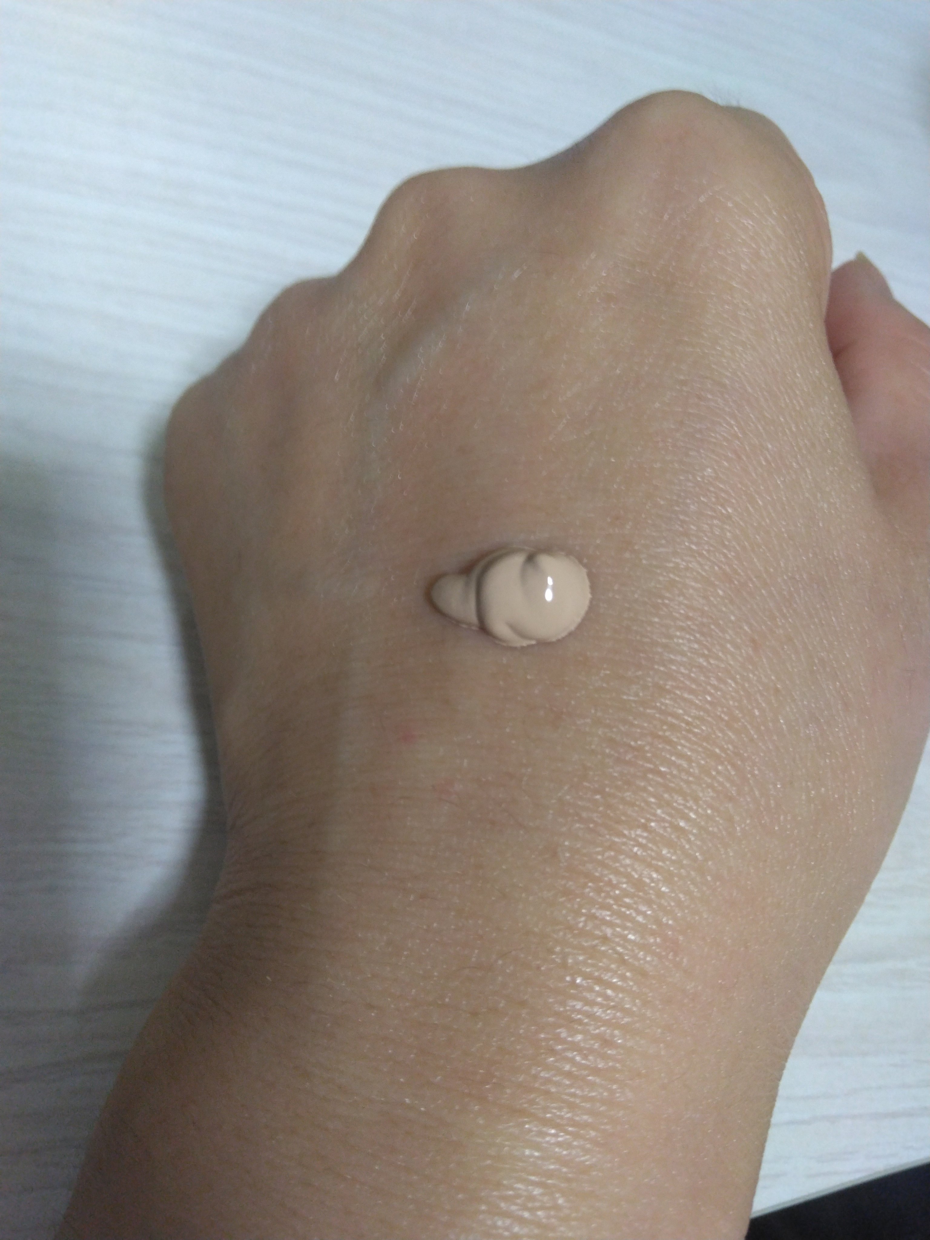 エクシア エバーラスター ファンデーション/ALBION/リキッドファンデーションを使ったクチコミ（3枚目）