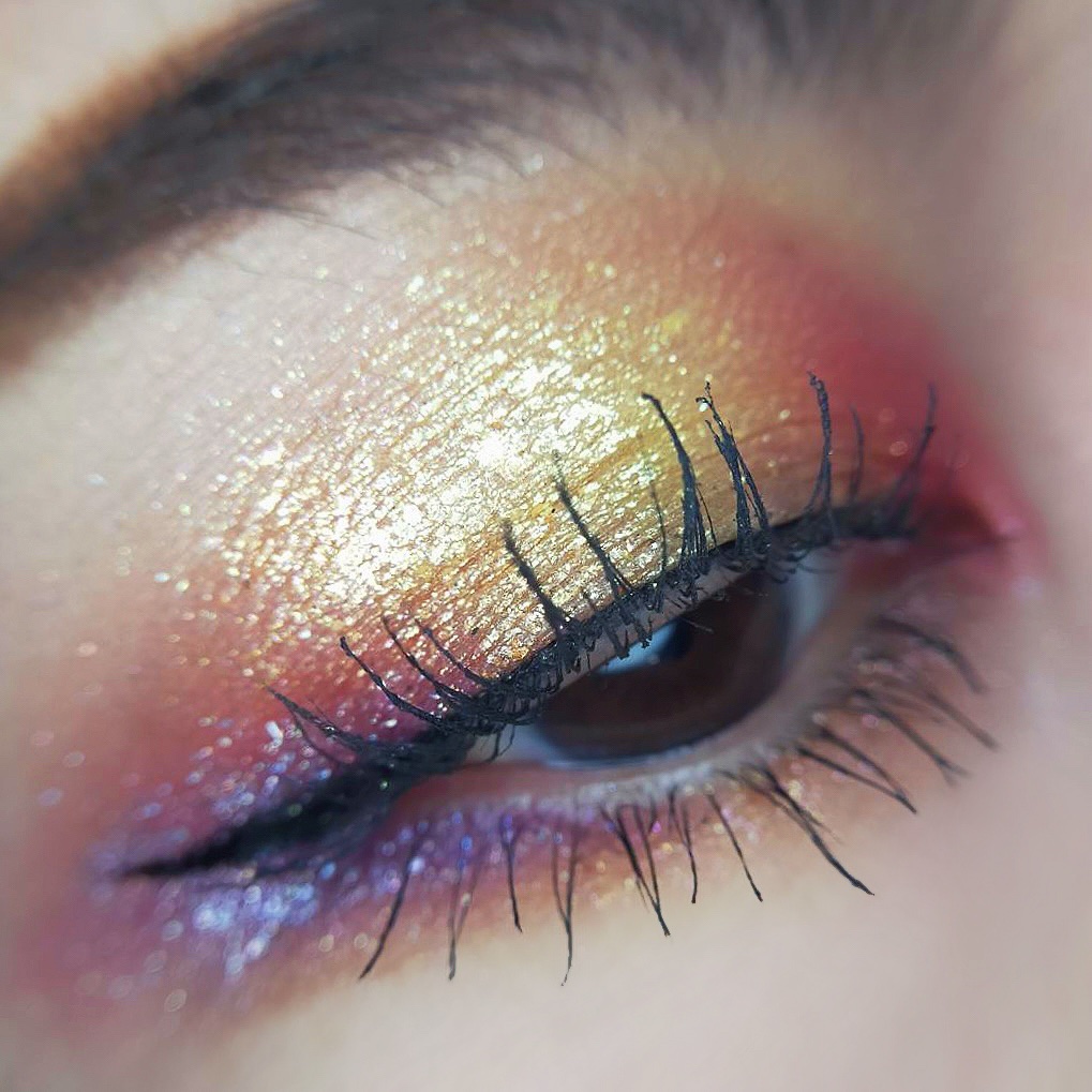 千妍 "本色主演" 16 Color Eyeshadow Palette/千妍 (Qiān Yan)/アイシャドウパレットを使ったクチコミ（2枚目）