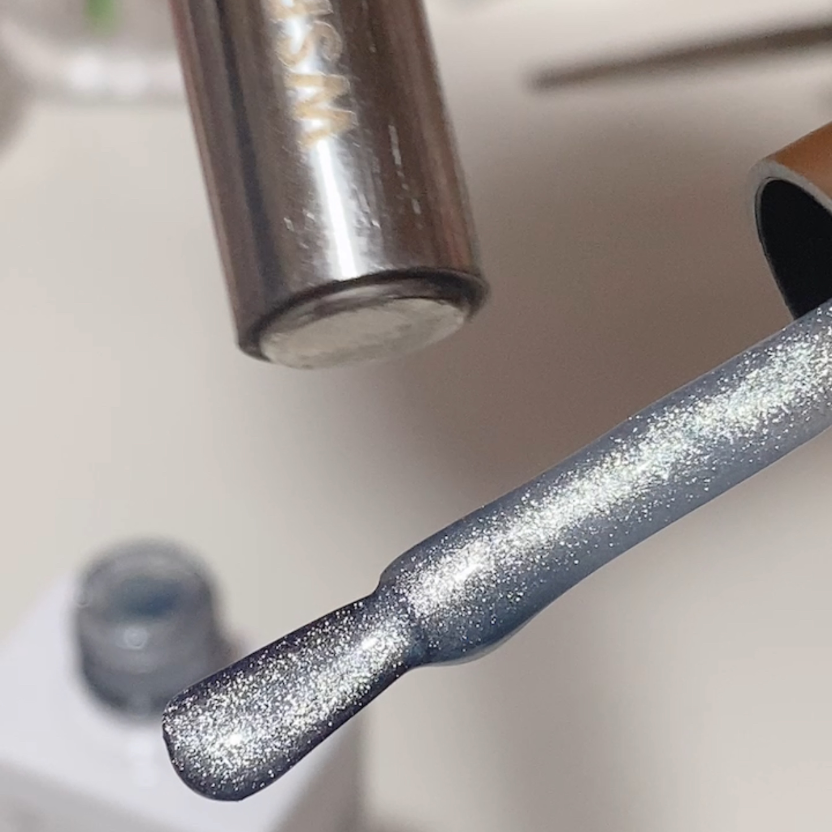 Risingel ホワイトマグジェル/WSPT JAPAN/ジェルネイルを使ったクチコミ（2枚目）