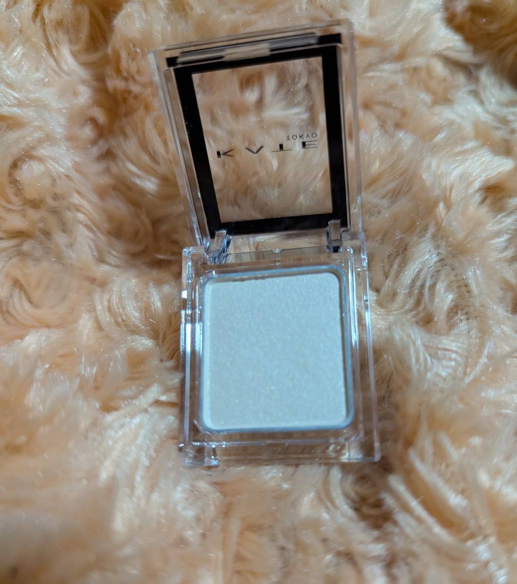 ケイト ザ アイカラー 046 ホワイトベージュ/KATE/単色アイシャドウを使ったクチコミ（2枚目）