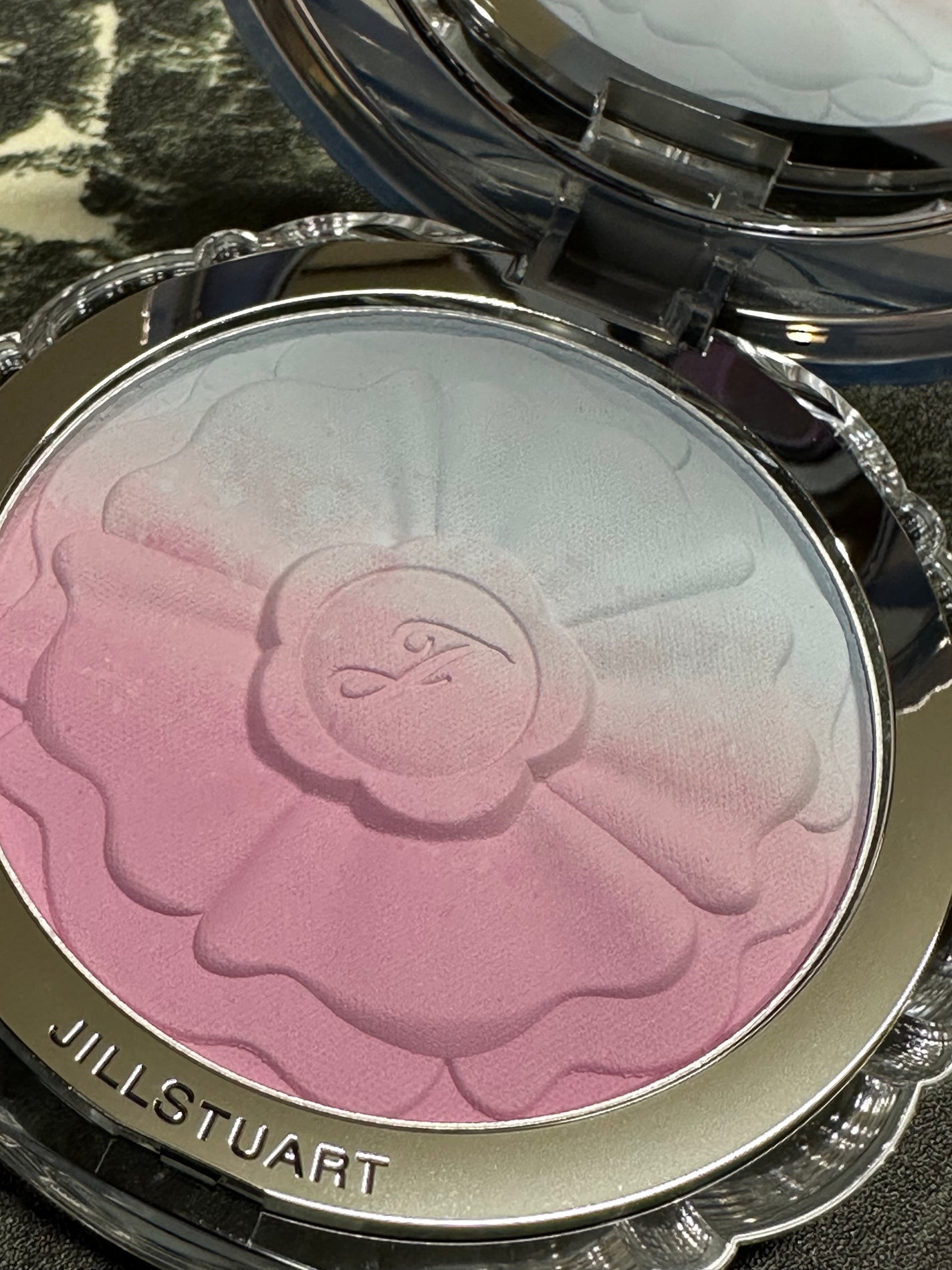 ジルスチュアート パステルペタル ブラッシュ/JILL STUART/パウダーチークを使ったクチコミ(6枚目)