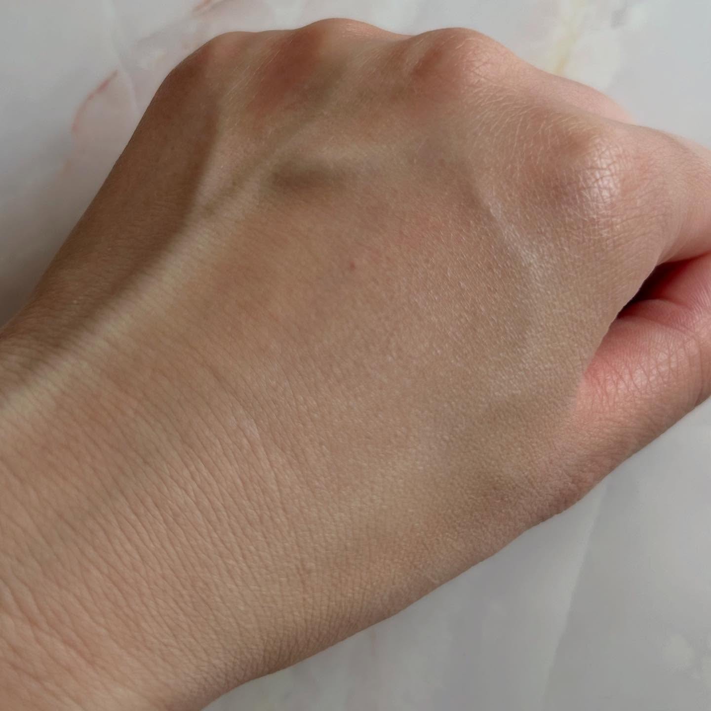 GUERLAIN テラコッタ フルイド グロウのクチコミ「♦︎GUERLAIN
♦︎テラコッタ フライド
♦︎0.5N

ゲランのキャンペーンに当選して.....」（3枚目）