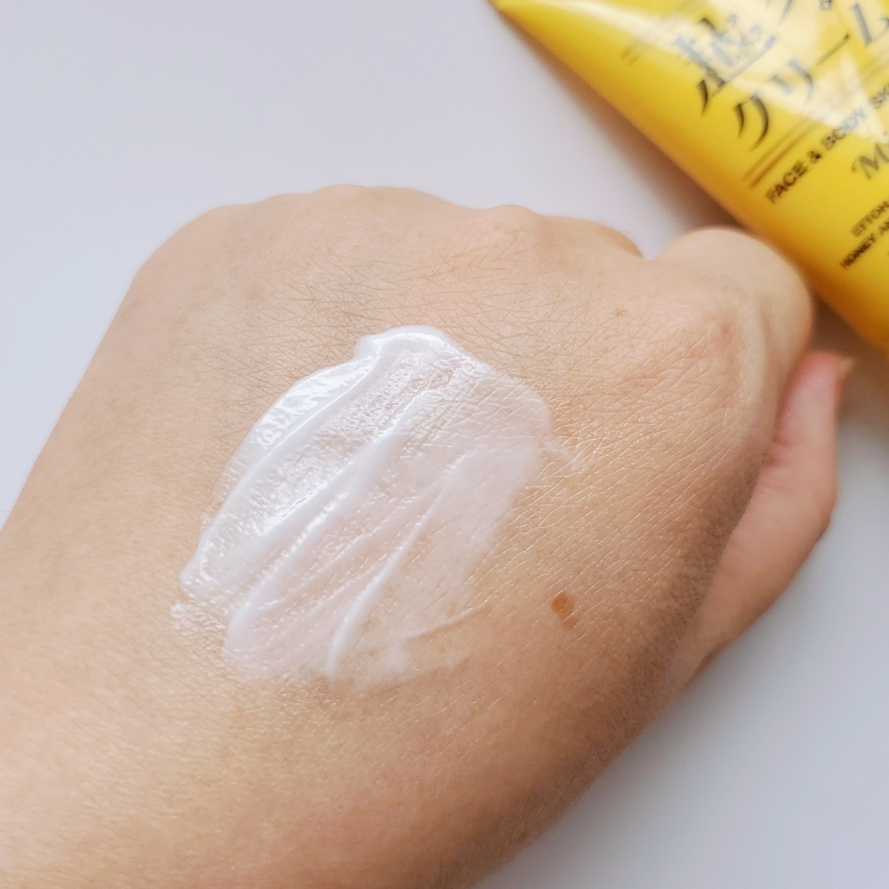 越冬クリームｎ/ビーハニー/ボディクリームを使ったクチコミ（3枚目）