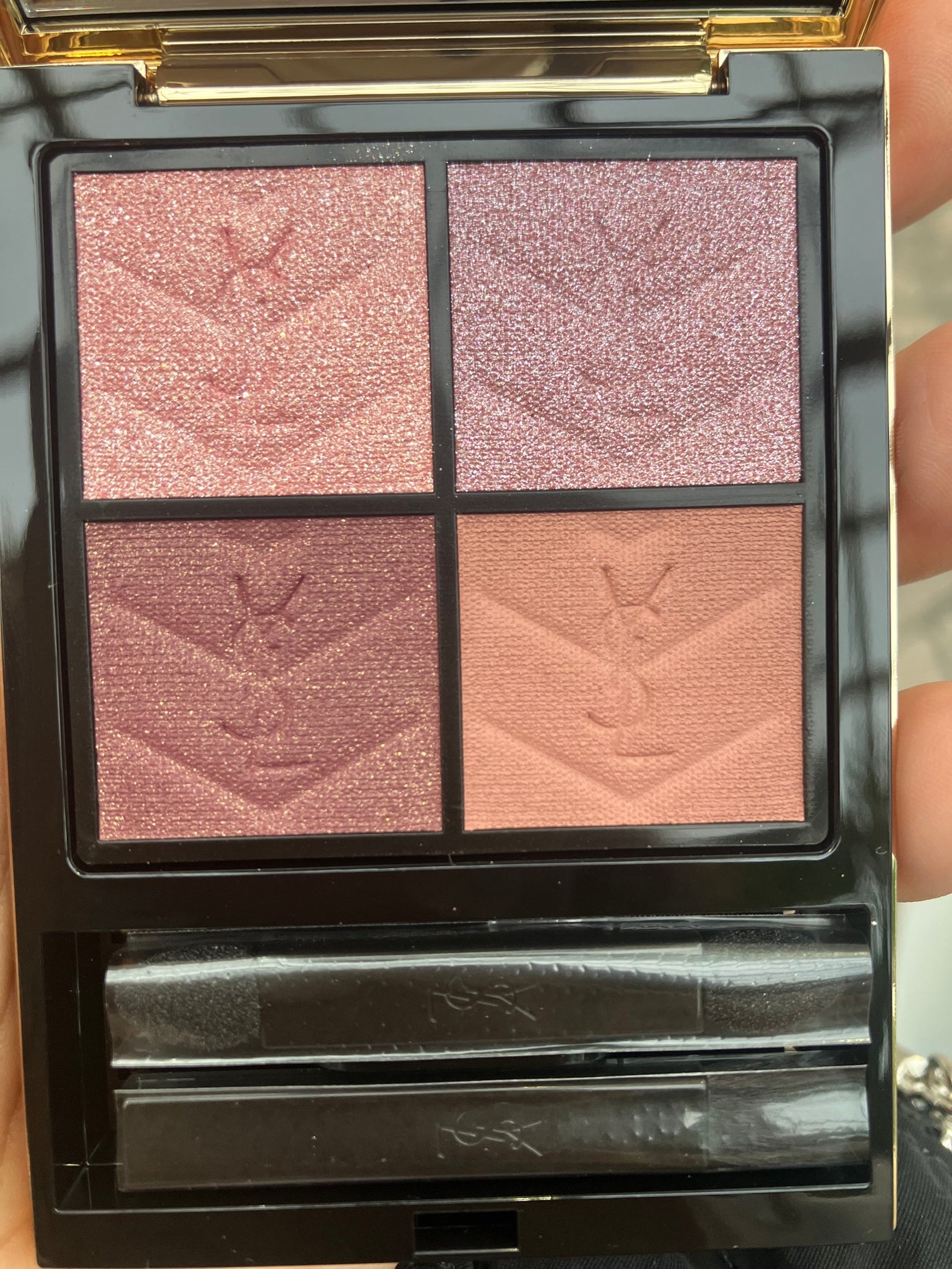 クチュール ミニ クラッチ/YVES SAINT LAURENT BEAUTE/アイシャドウパレットを使ったクチコミ(2枚目)