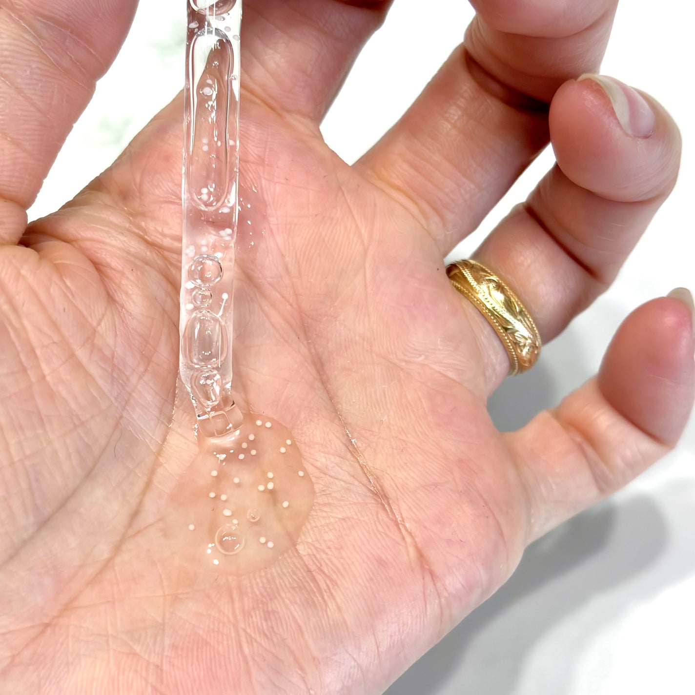 トーンブライトニング カプセルアンプル/SKIN1004/美容液を使ったクチコミ(3枚目)