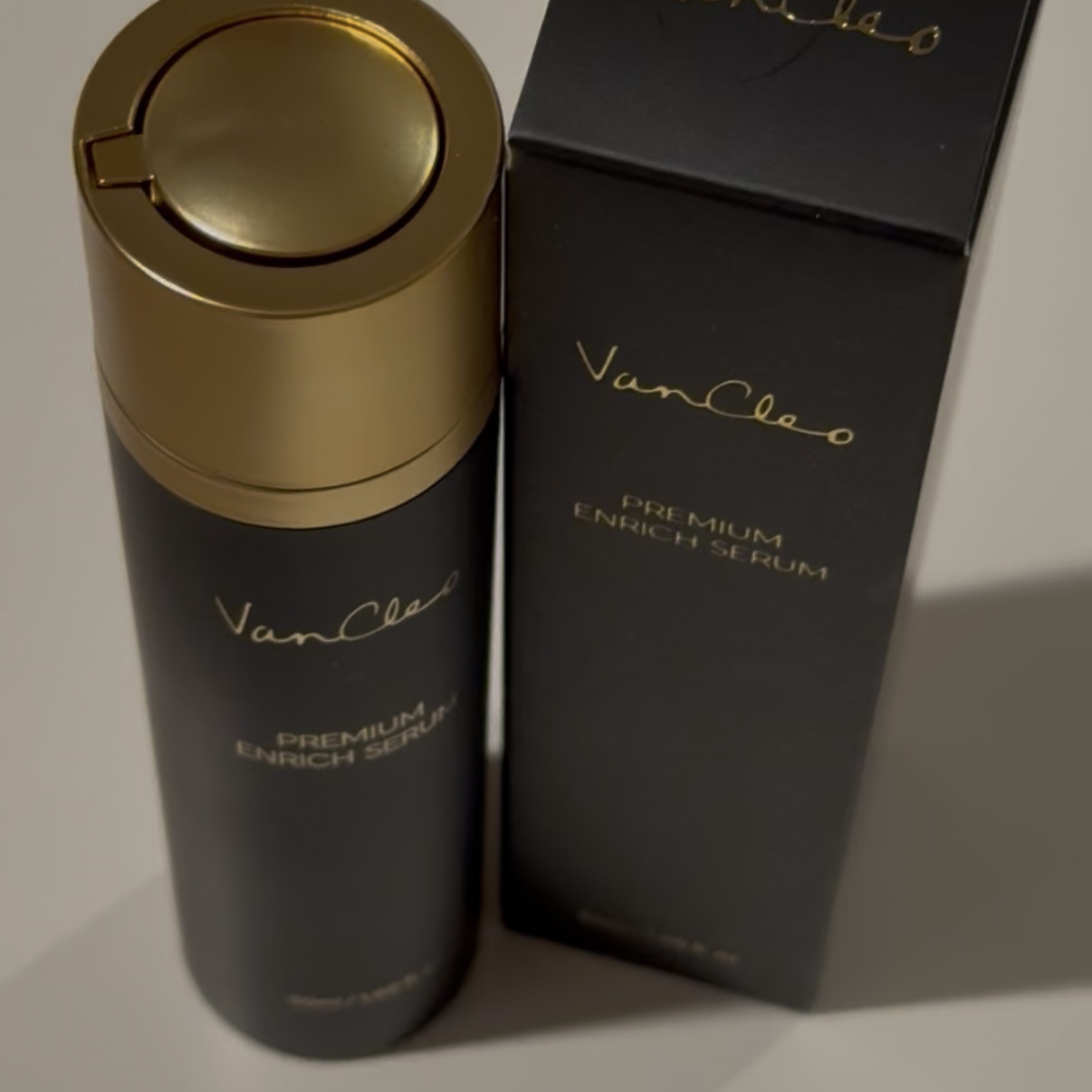 プレミアムエンリッチセラム/VanCleo/美容液を使ったクチコミ（2枚目）