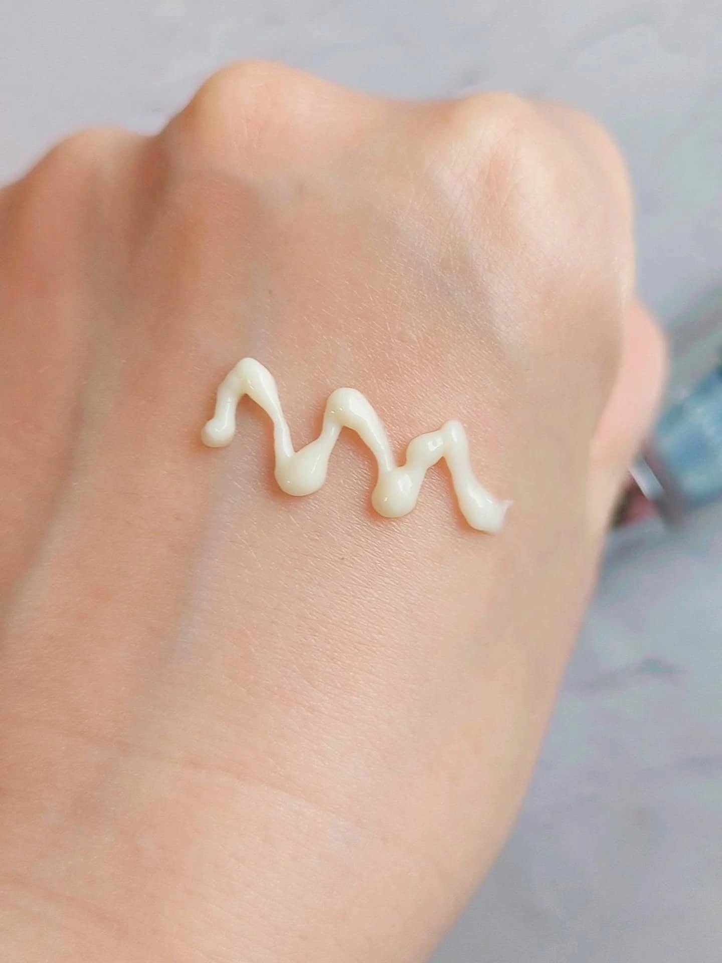 アットクリニック レチノール1600 ネックショット セラム/DOMINAS/ネック・デコルテケアを使ったクチコミ（3枚目）