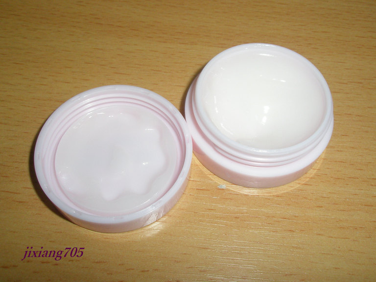 薬用アクアコラーゲンゲル スーパーセンシティブEX/ドクターシーラボⓇ/オールインワン化粧品を使ったクチコミ（3枚目）