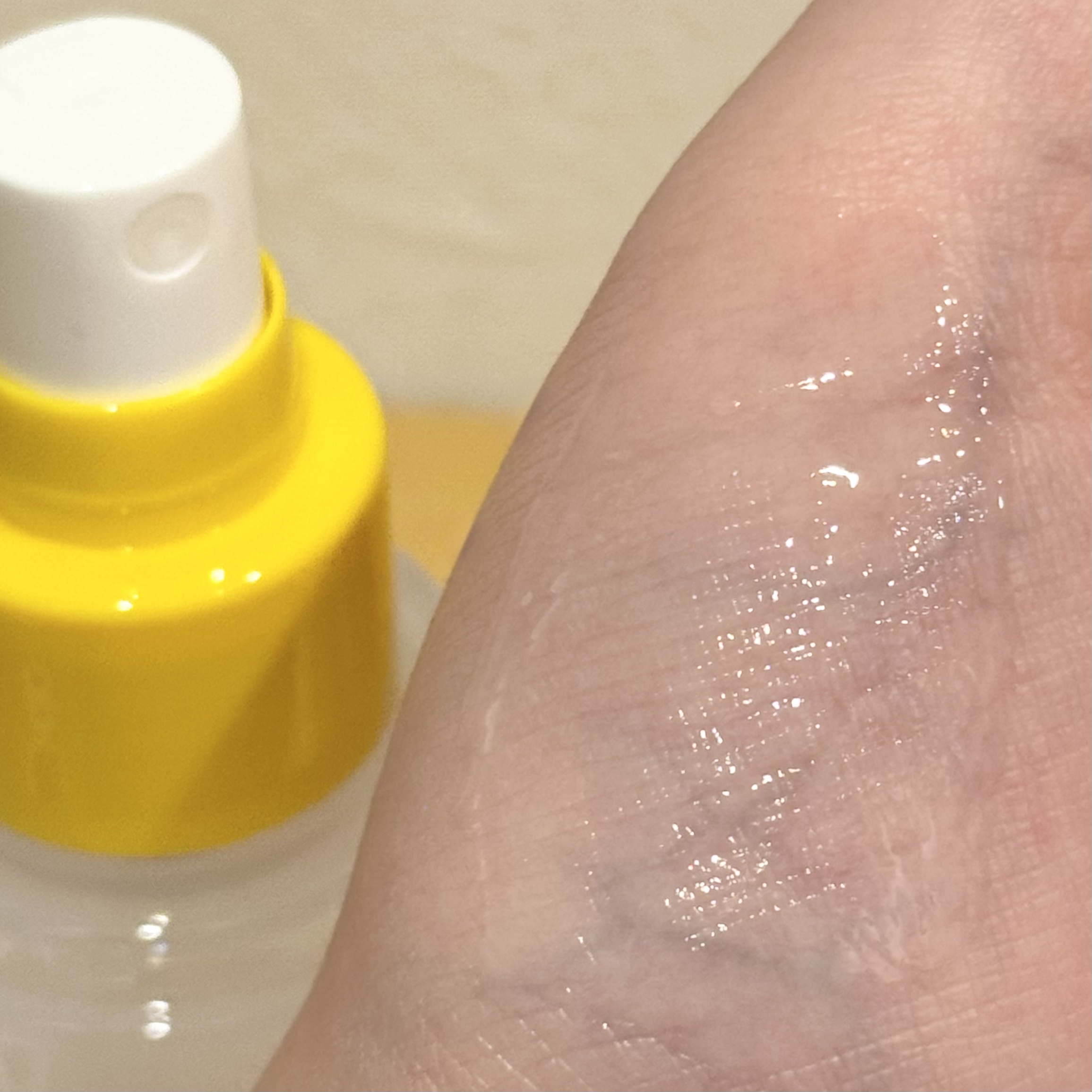 バイオームビタＣセラムミスト/UIQ/ミスト状化粧水を使ったクチコミ（3枚目）