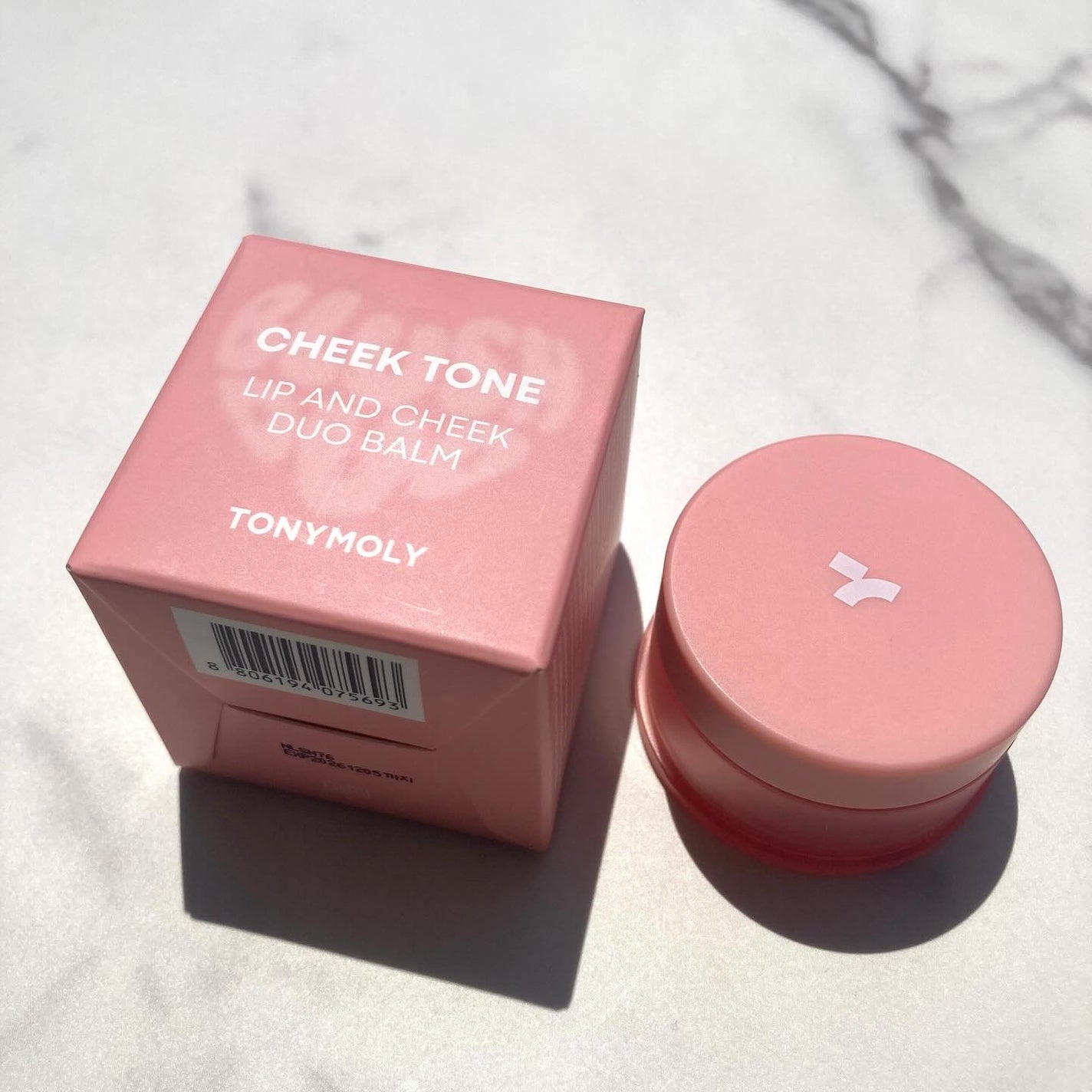 チークトーン リップ&チーク デュオバーム/TONYMOLY/口紅を使ったクチコミ(5枚目)