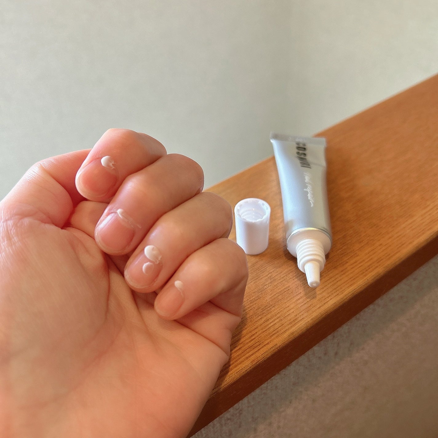 シルクリペアネイルクリーム/COSNORI/ネイルオイル・トリートメントを使ったクチコミ(3枚目)