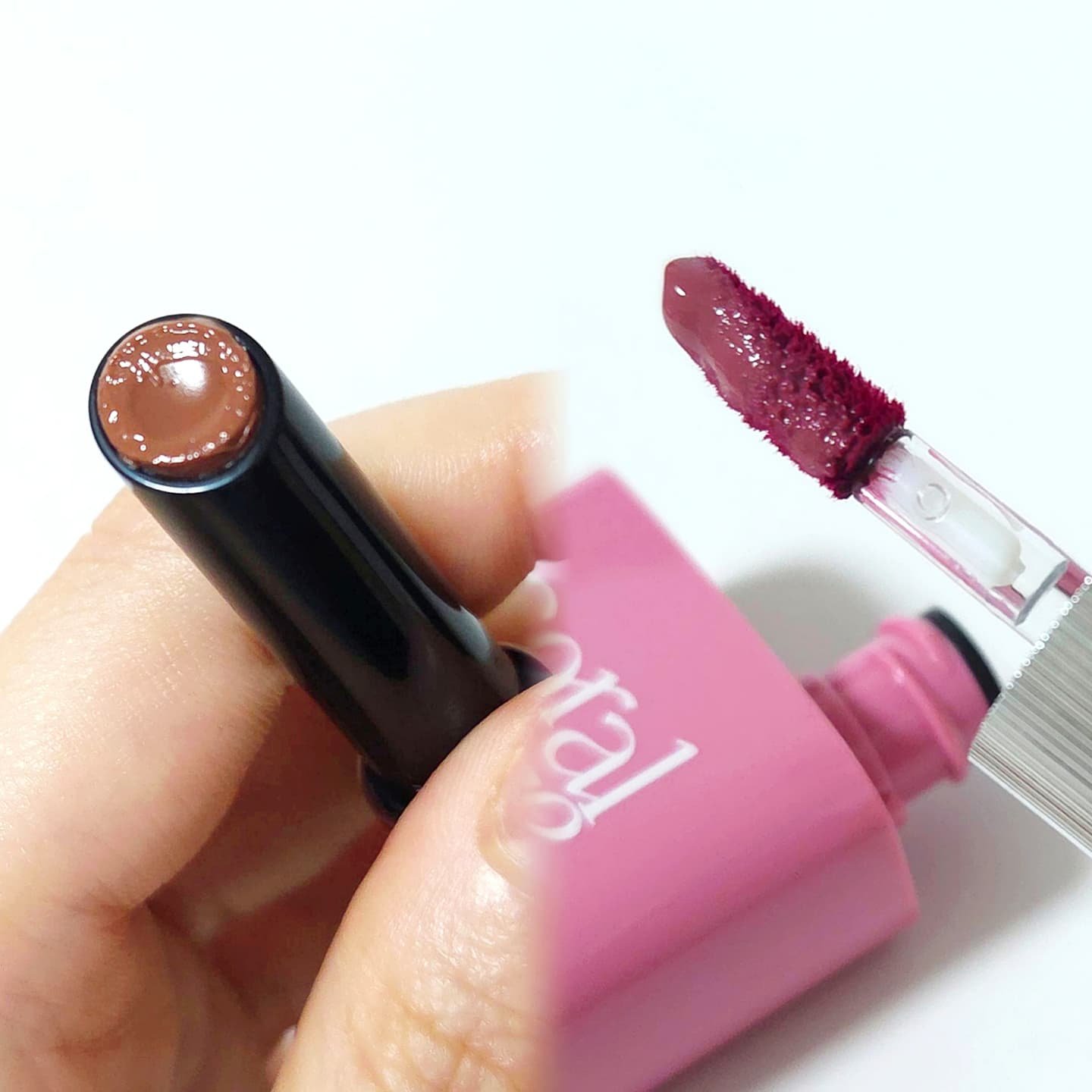 ボリューマイジングフォンデュリップ D01 インテンション/Coralhaze/口紅を使ったクチコミ（3枚目）