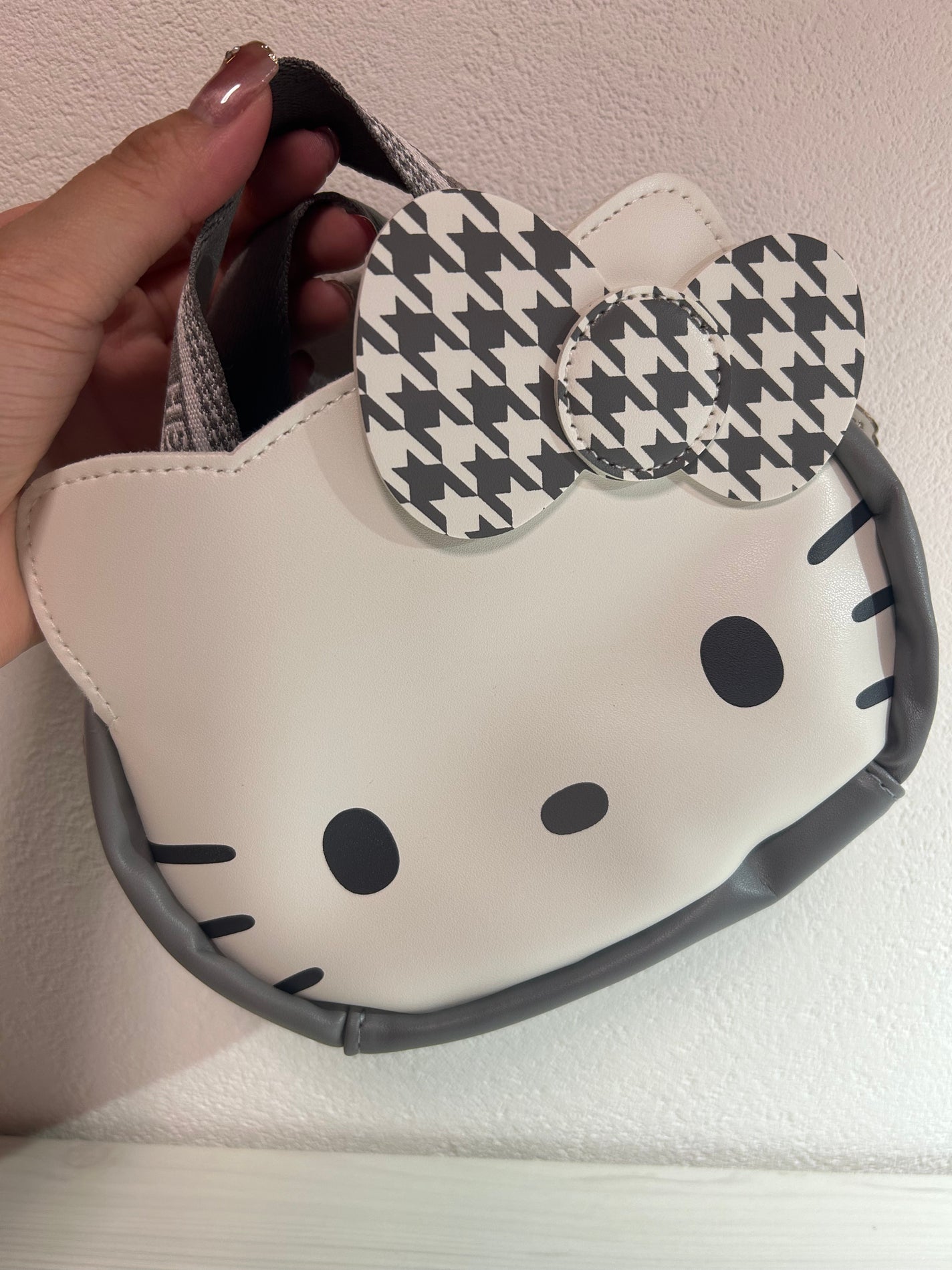 HELLO KITTY × BRILMY 中身が見えて時短がかなう ズボラに優しいコスメポーチ BOOK/宝島社/雑誌を使ったクチコミ(1枚目)