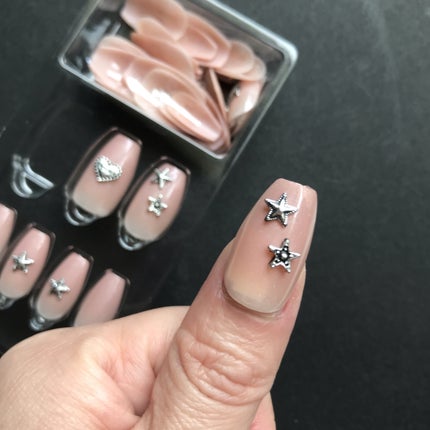 hiro on LIPS 「+@muzmak.jpプレミアムリユーザブルネイルチップ特許取..」(4枚目)