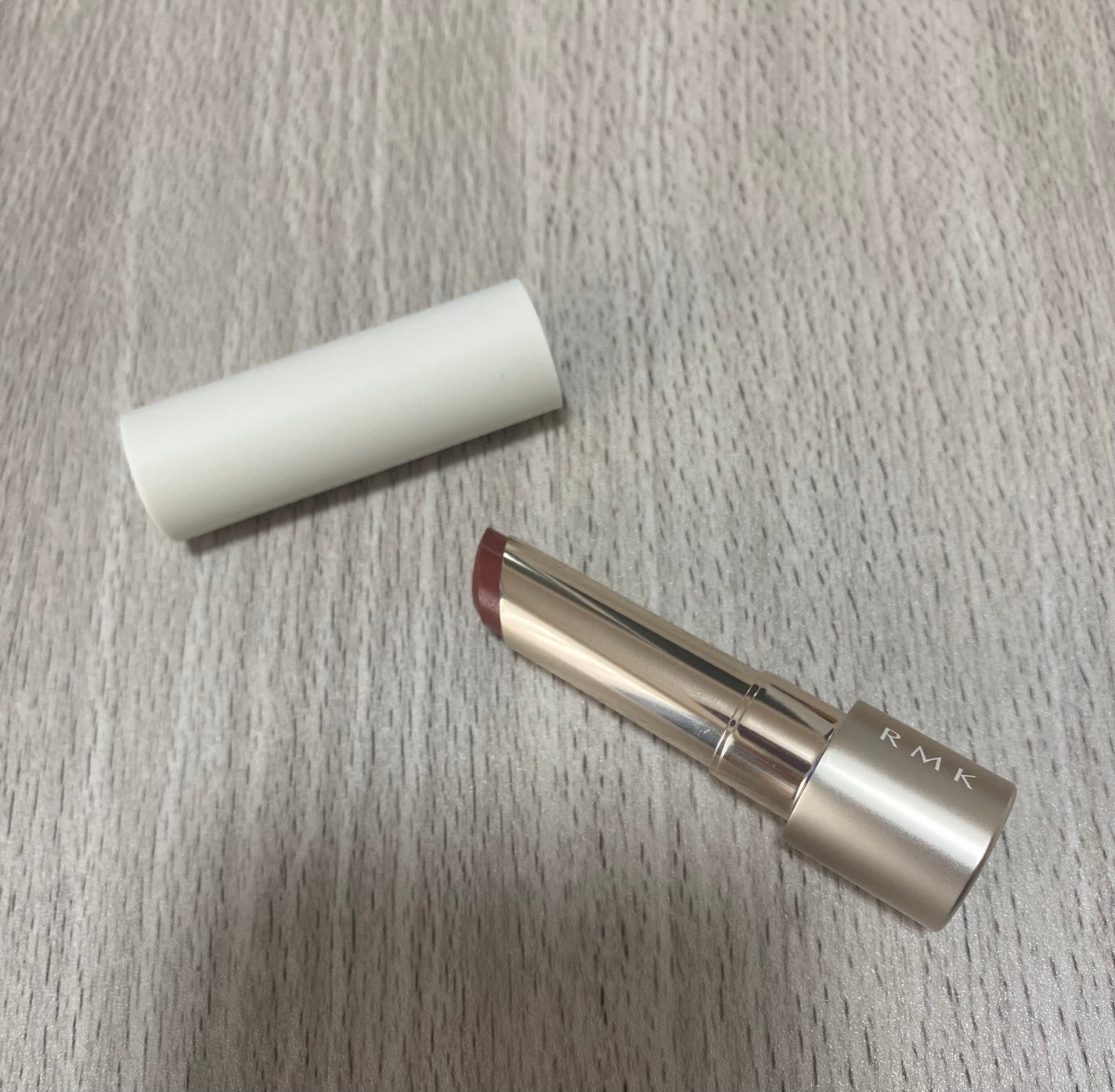RMK デューイーメルト リップカラー/RMK/口紅を使ったクチコミ(1枚目)