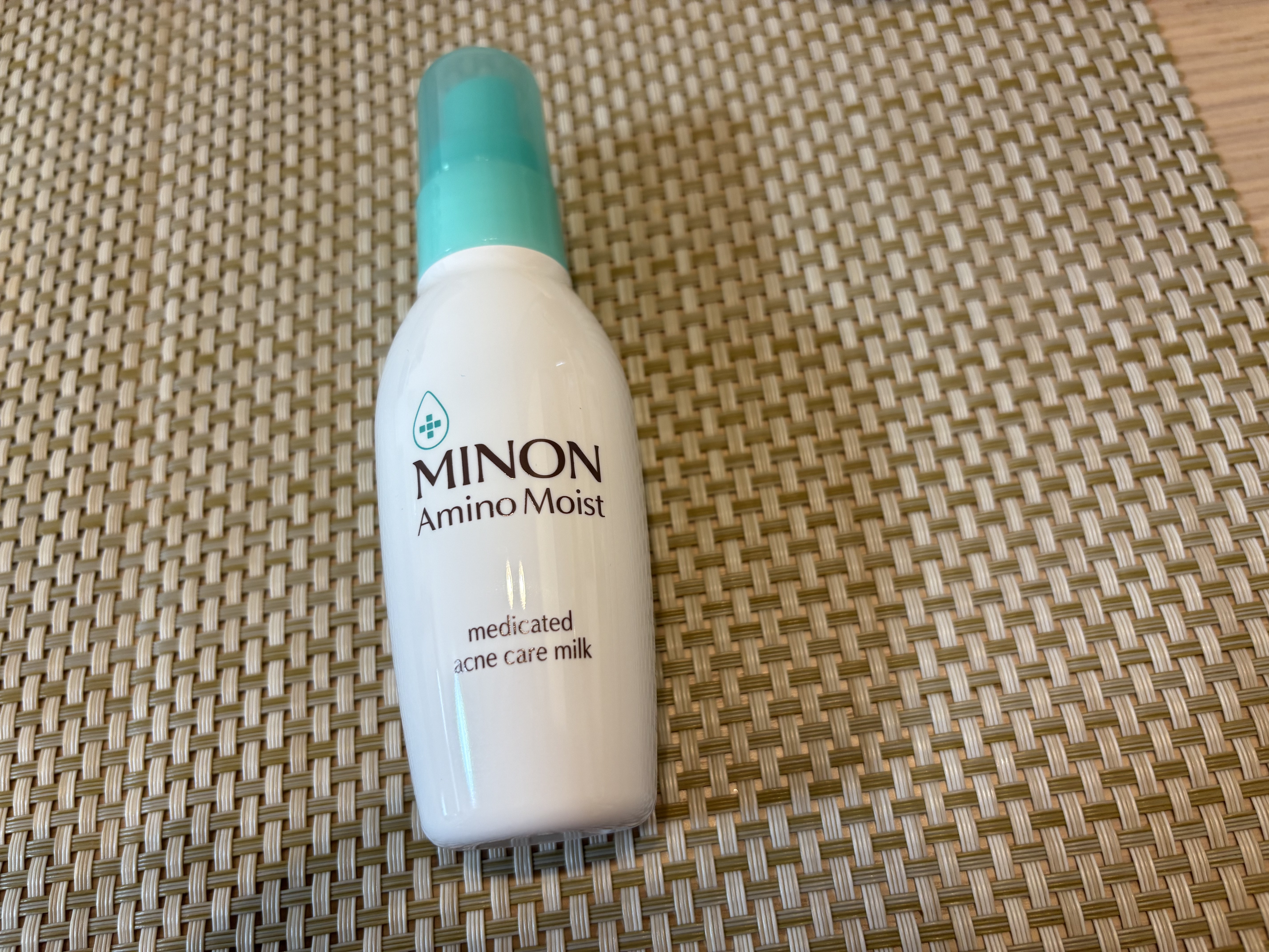 ミノン アミノモイスト 薬用アクネケア ミルク 100ｇ/ミノン/乳液を使ったクチコミ（2枚目）