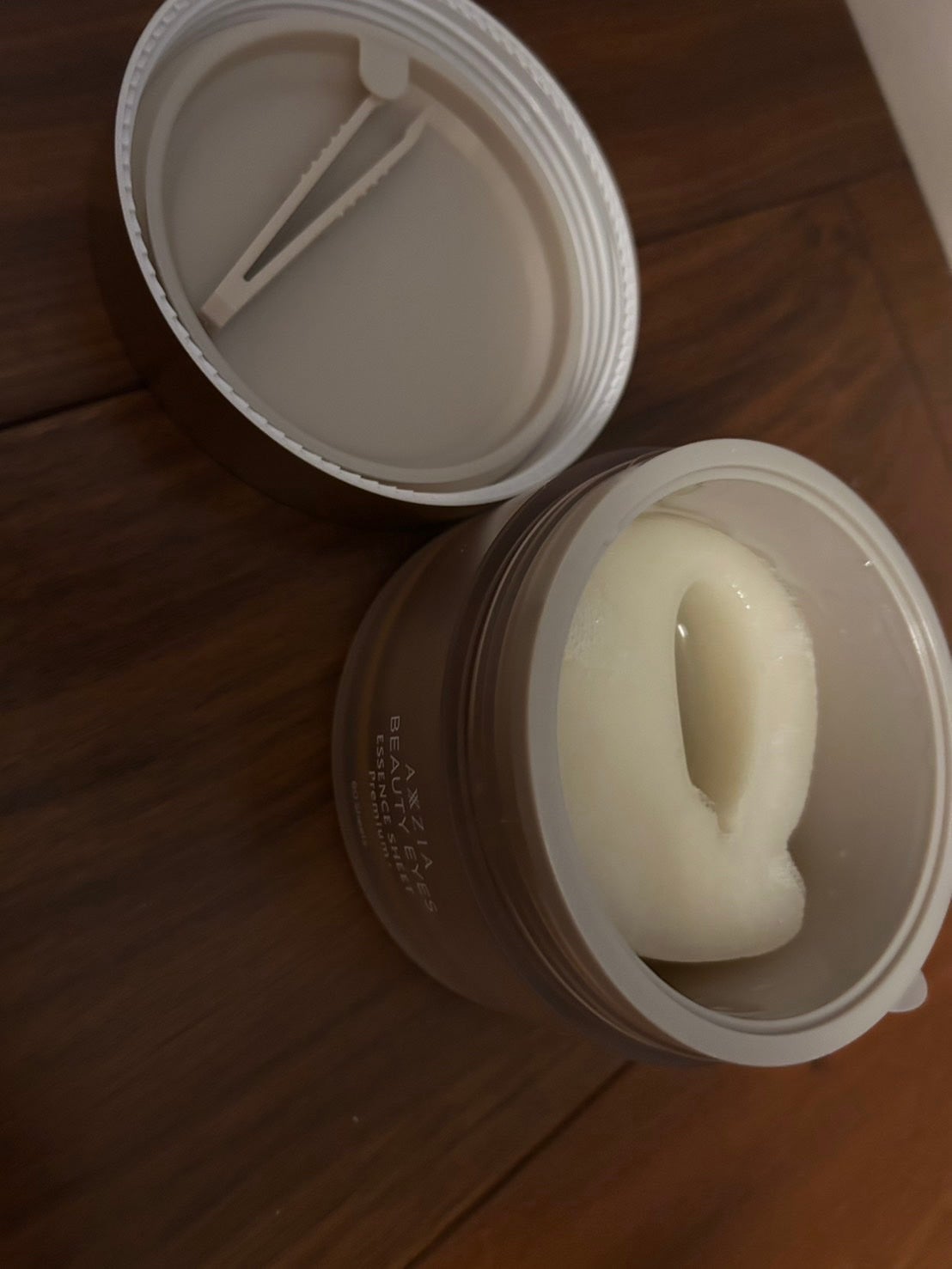 ビューティーアイズ エッセンスシート プレミアム プラス/AXXZIA/アイケア・アイクリームを使ったクチコミ(3枚目)