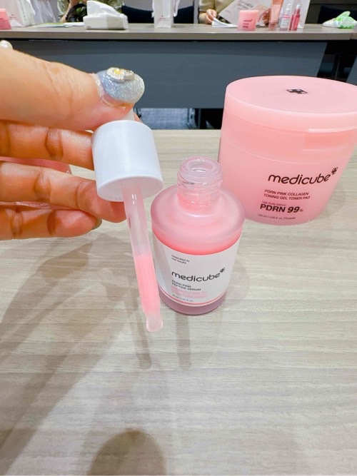 PDRNピンクアンプル PDRN 10,000ppm配合/MEDICUBE/美容液を使ったクチコミ（2枚目）