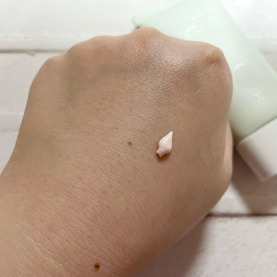 メークソリューション トーンアップクリーム マットタイプ/メークソリューション/化粧下地を使ったクチコミ（3枚目）