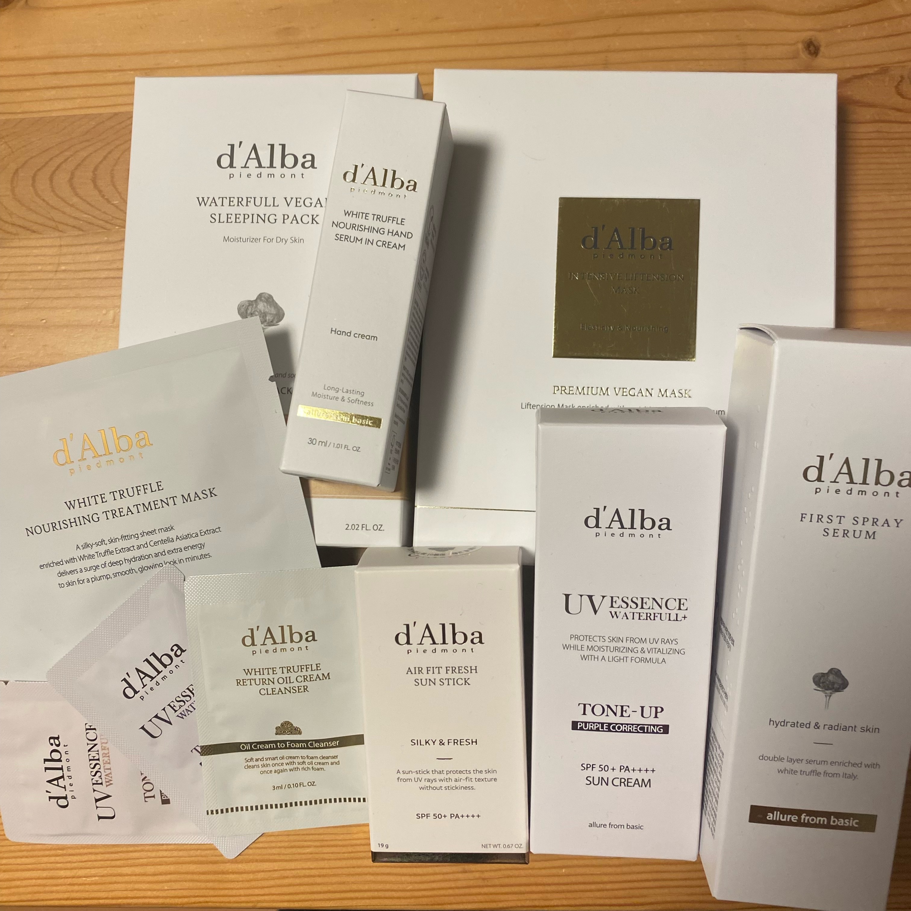 ホワイトトリュフナリシングハンドセラムインクリーム/ダルバ/ハンドクリームを使ったクチコミ（1枚目）