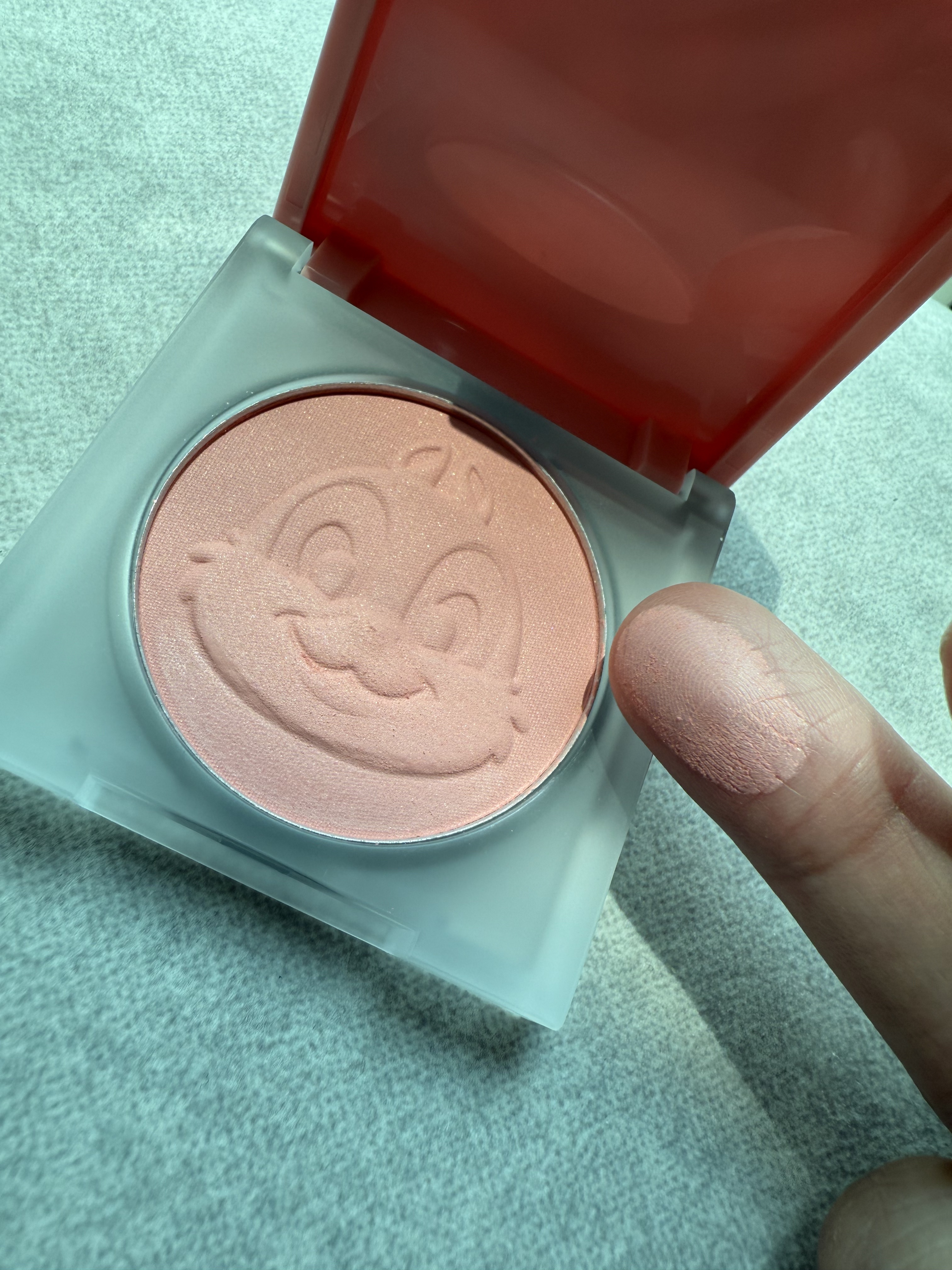 ブラリーチーク(ディズニーエディション)/espoir/チークを使ったクチコミ（3枚目）