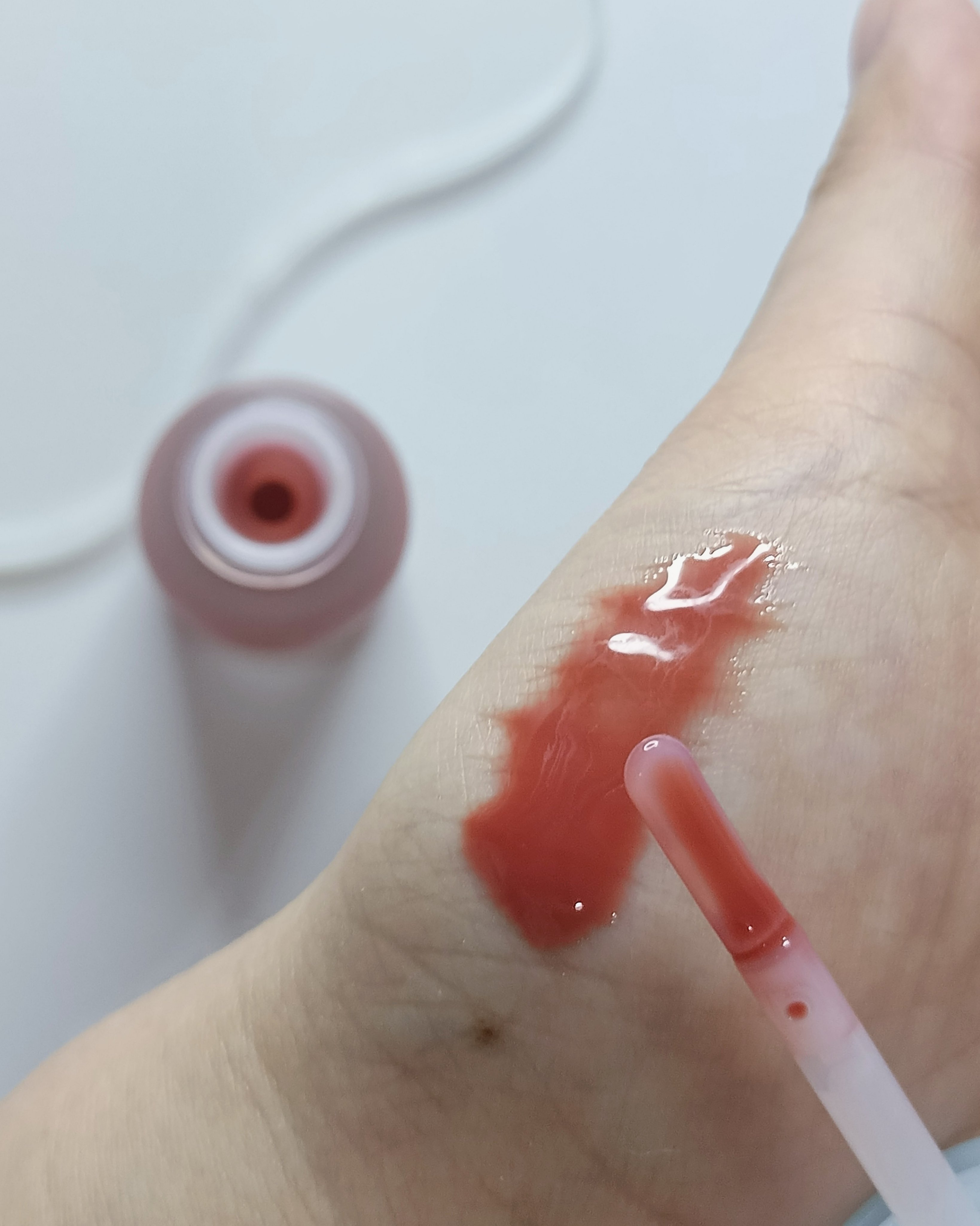 ジューシーベリープランピングリップオイル/TOCOBO/リップグロスを使ったクチコミ（3枚目）