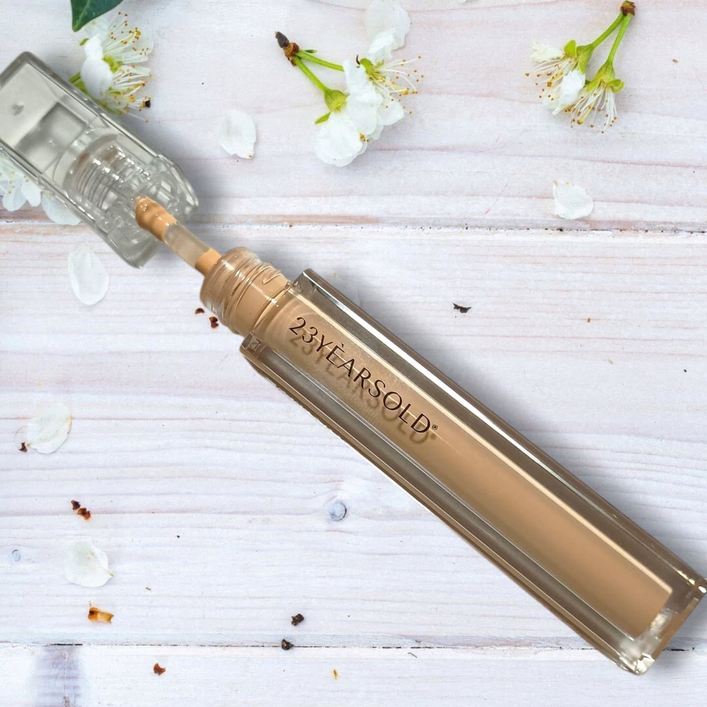 ダーマシンコンシーラー/23years old/リキッドコンシーラーを使ったクチコミ（2枚目）