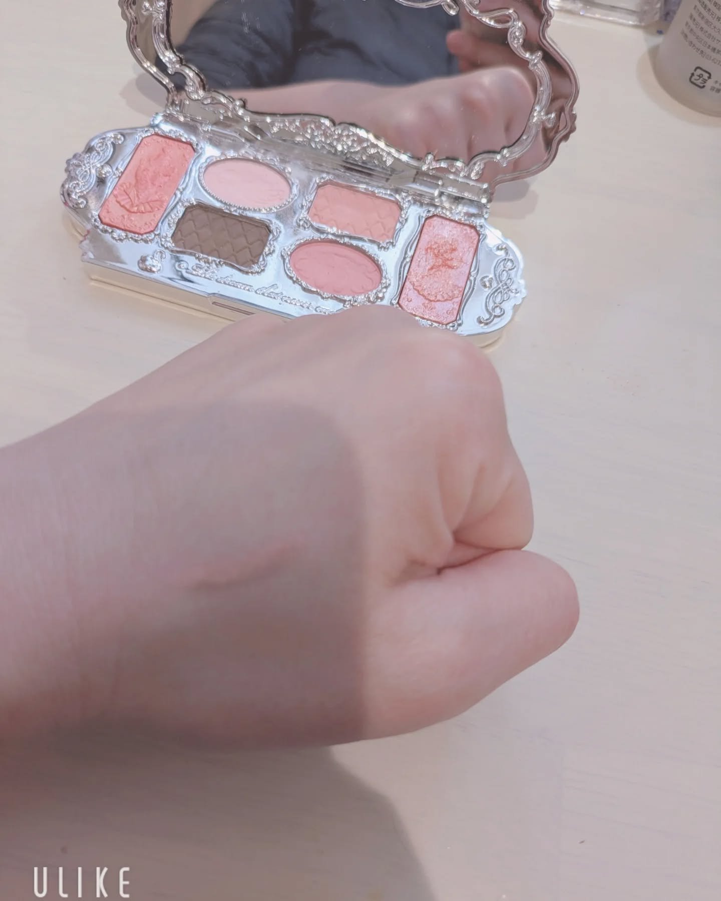 フラワーノーズスワンバレエシリーズ アイシャドウパレット 03 ピンクスワン/FlowerKnows/アイシャドウパレットを使ったクチコミ（2枚目）