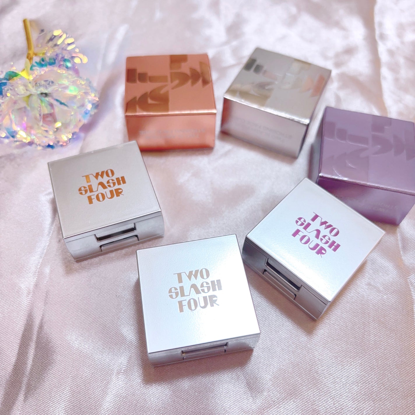 ストロビングフェイスキューブ/TWO SLASH FOUR/ハイライトを使ったクチコミ(1枚目)