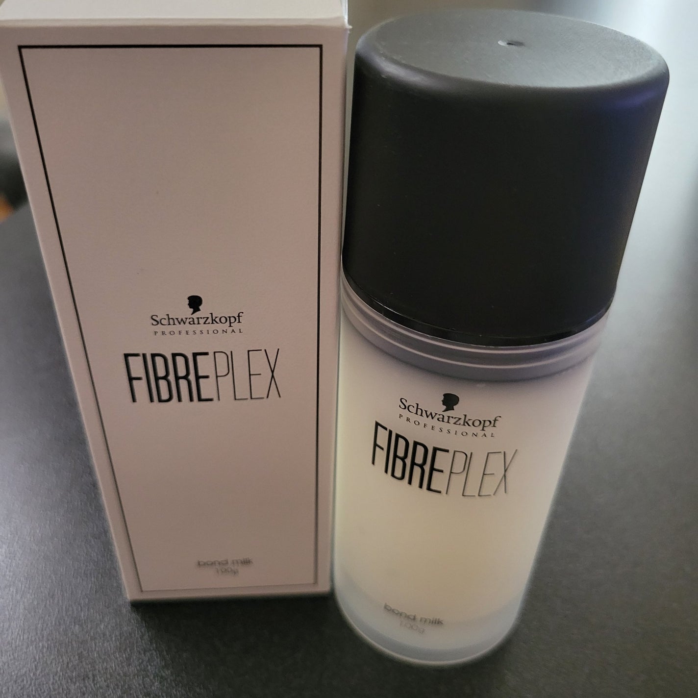 ファイバープレックス ボンド ミルク/シュワルツコフ プロフェッショナル/ヘアミルクを使ったクチコミ(1枚目)
