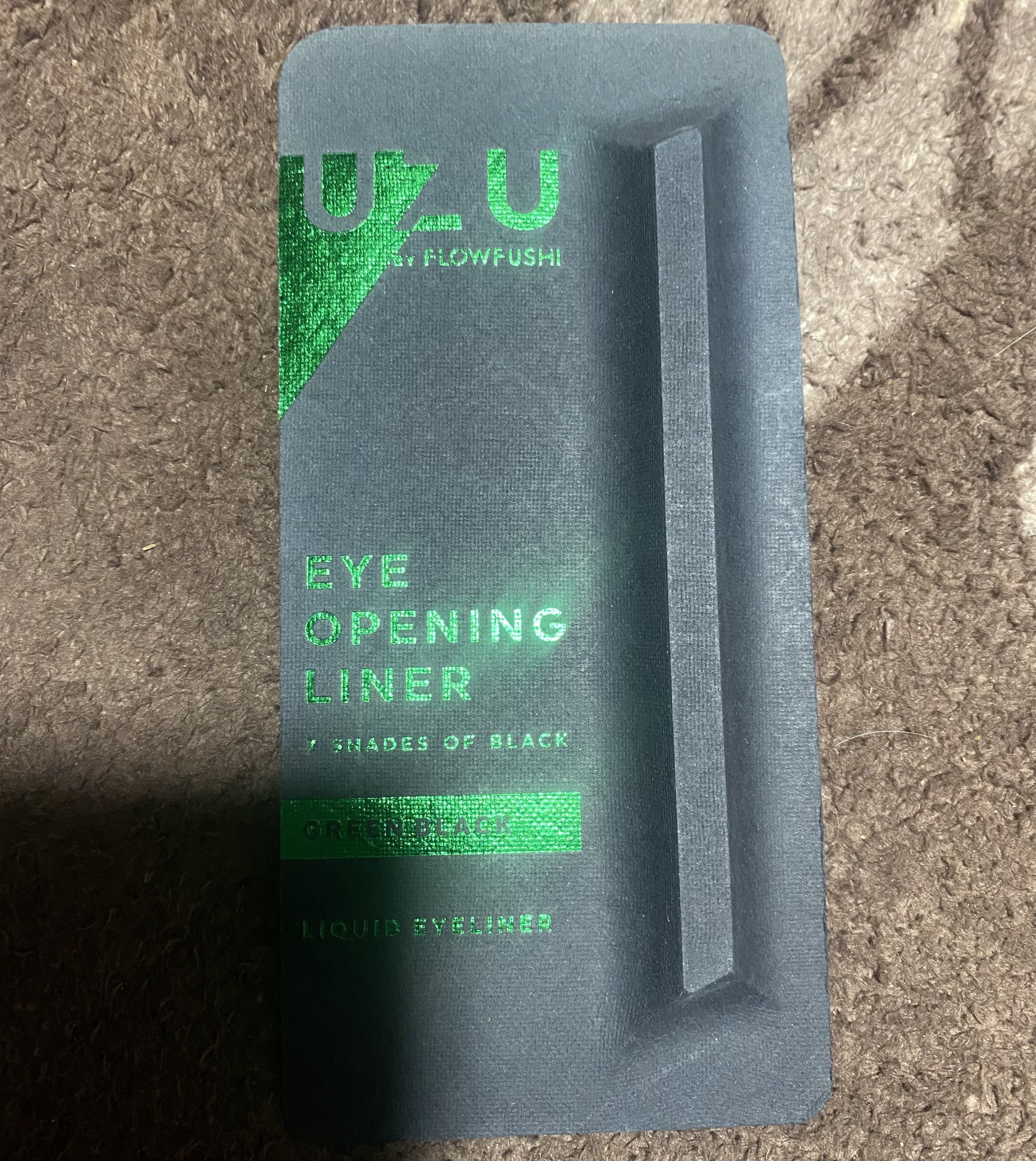 38℃ シェード ライナー/UZU BY FLOWFUSHI/リキッドアイライナーを使ったクチコミ（3枚目）