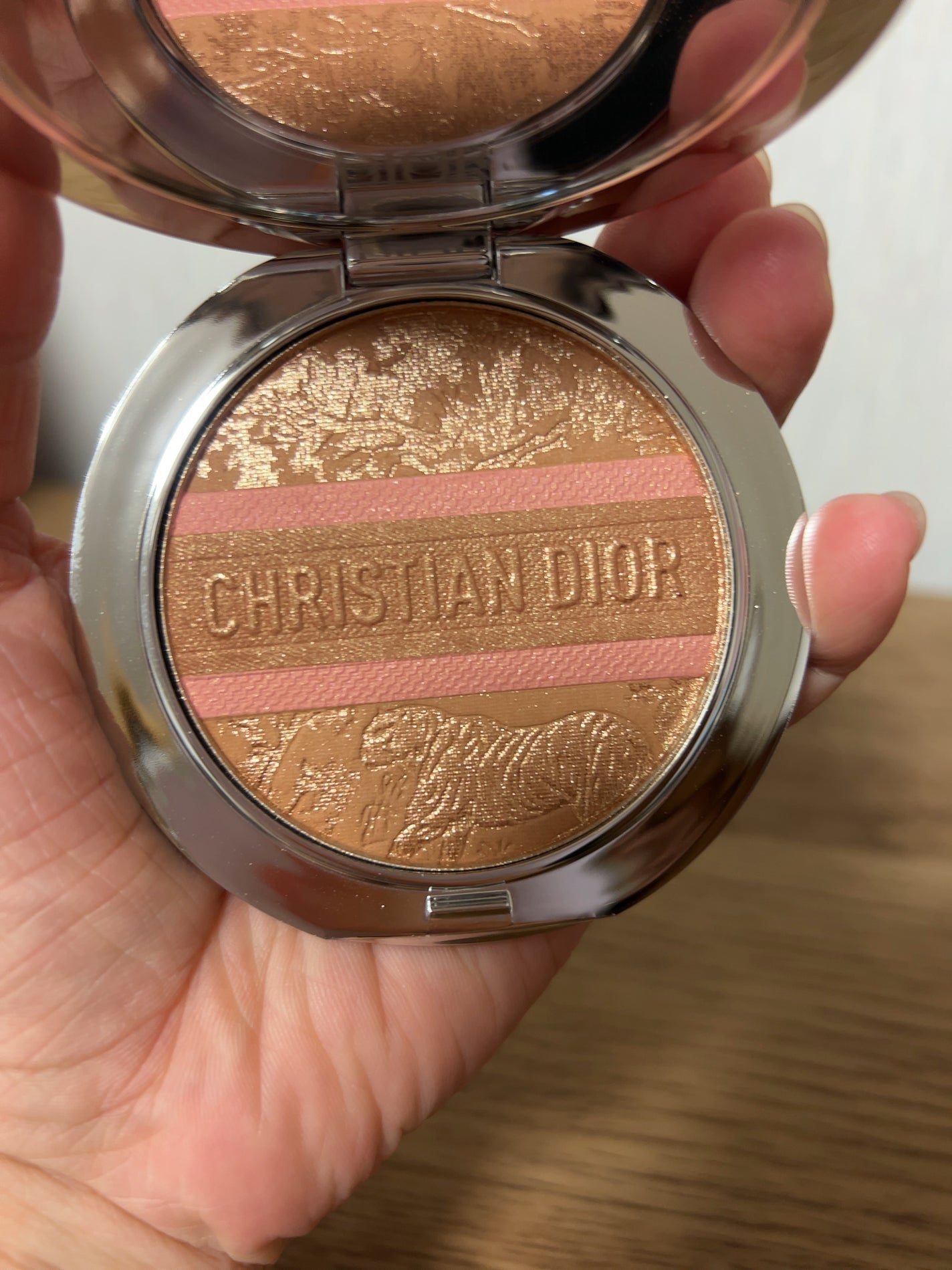 ライトリフレクティングセッティングパウダー プレスト N/NARS/プレストパウダーを使ったクチコミ(4枚目)